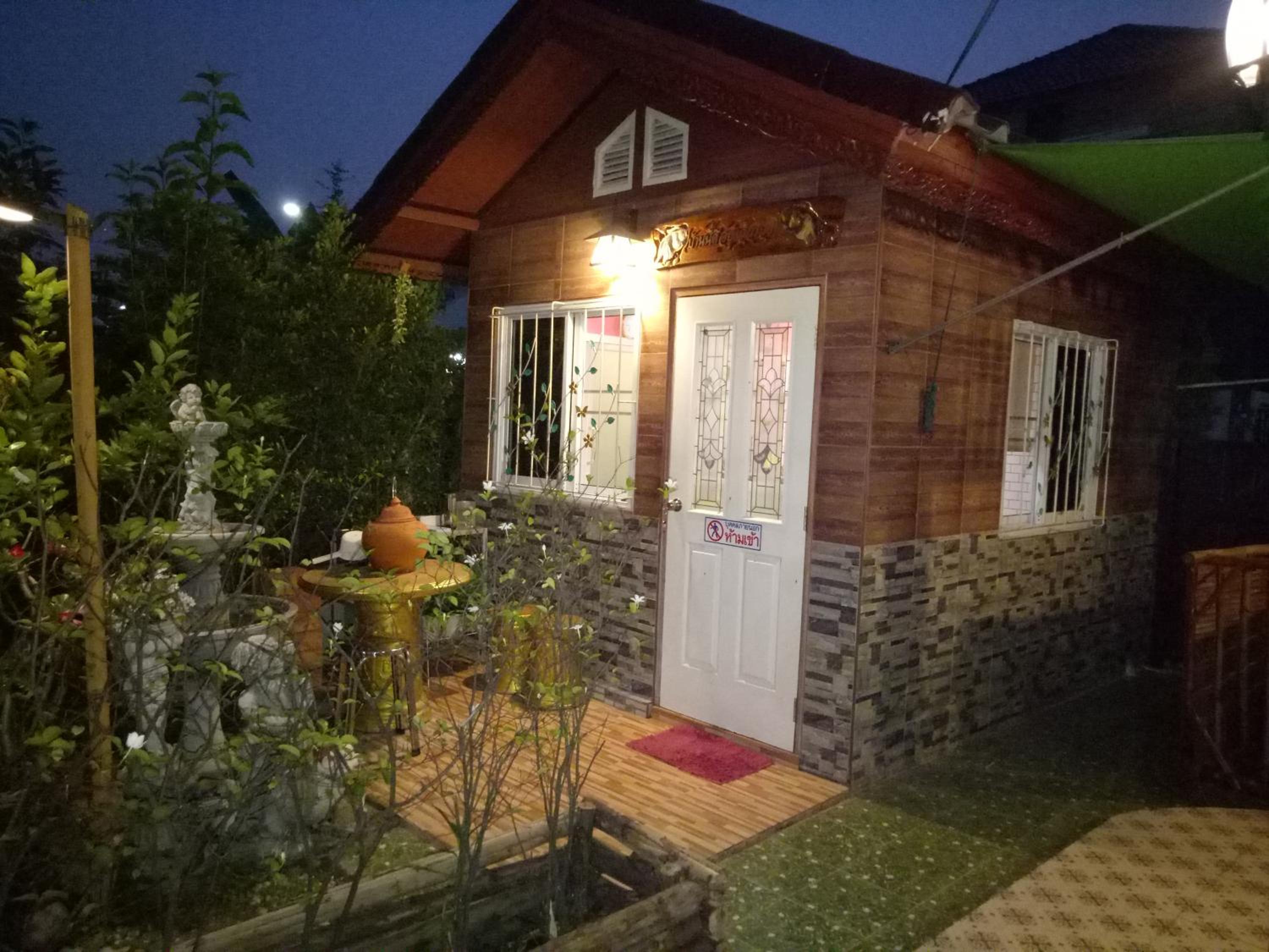 Ruenthip Homestay