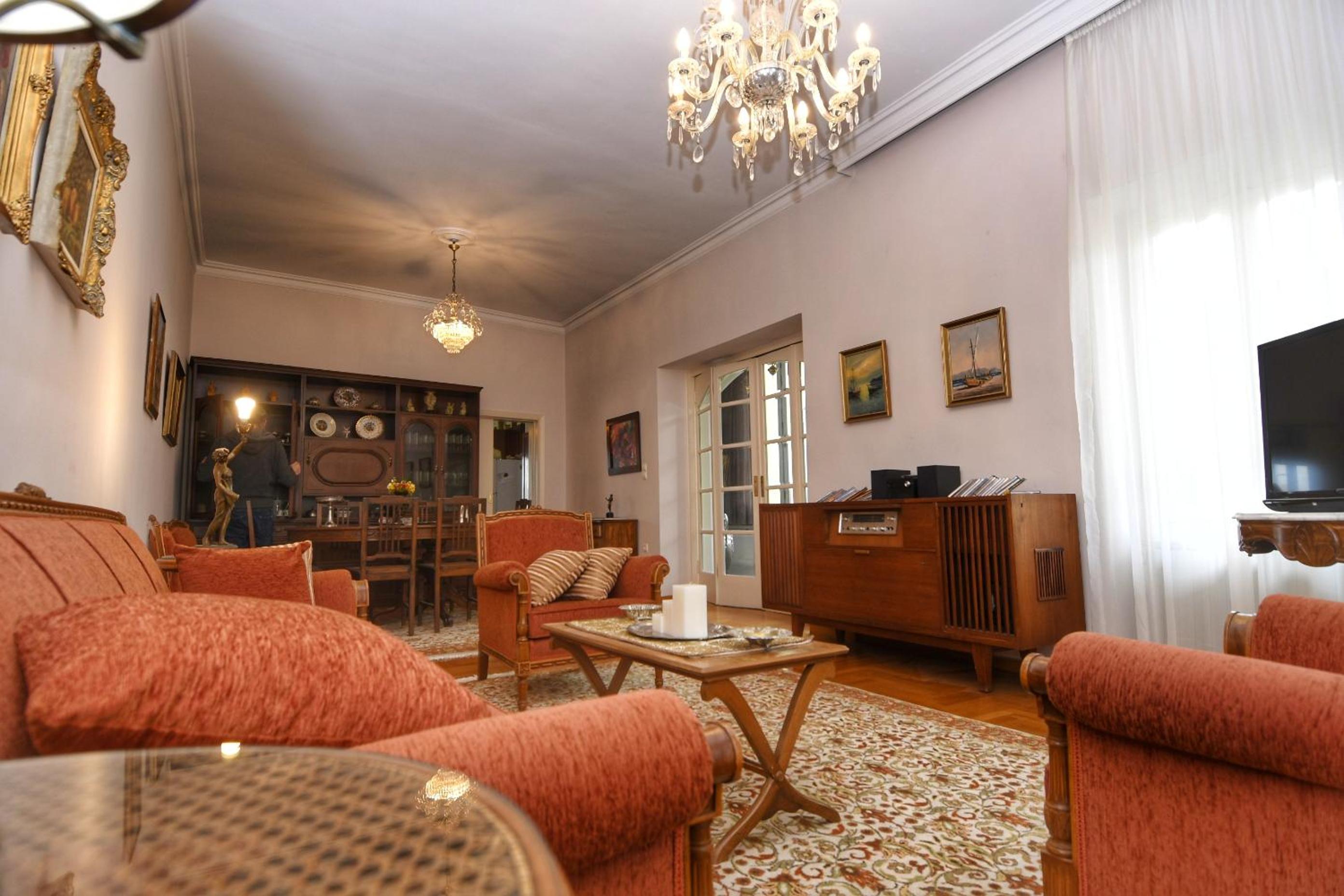 Athens Authentic Elegance at Acropolis
