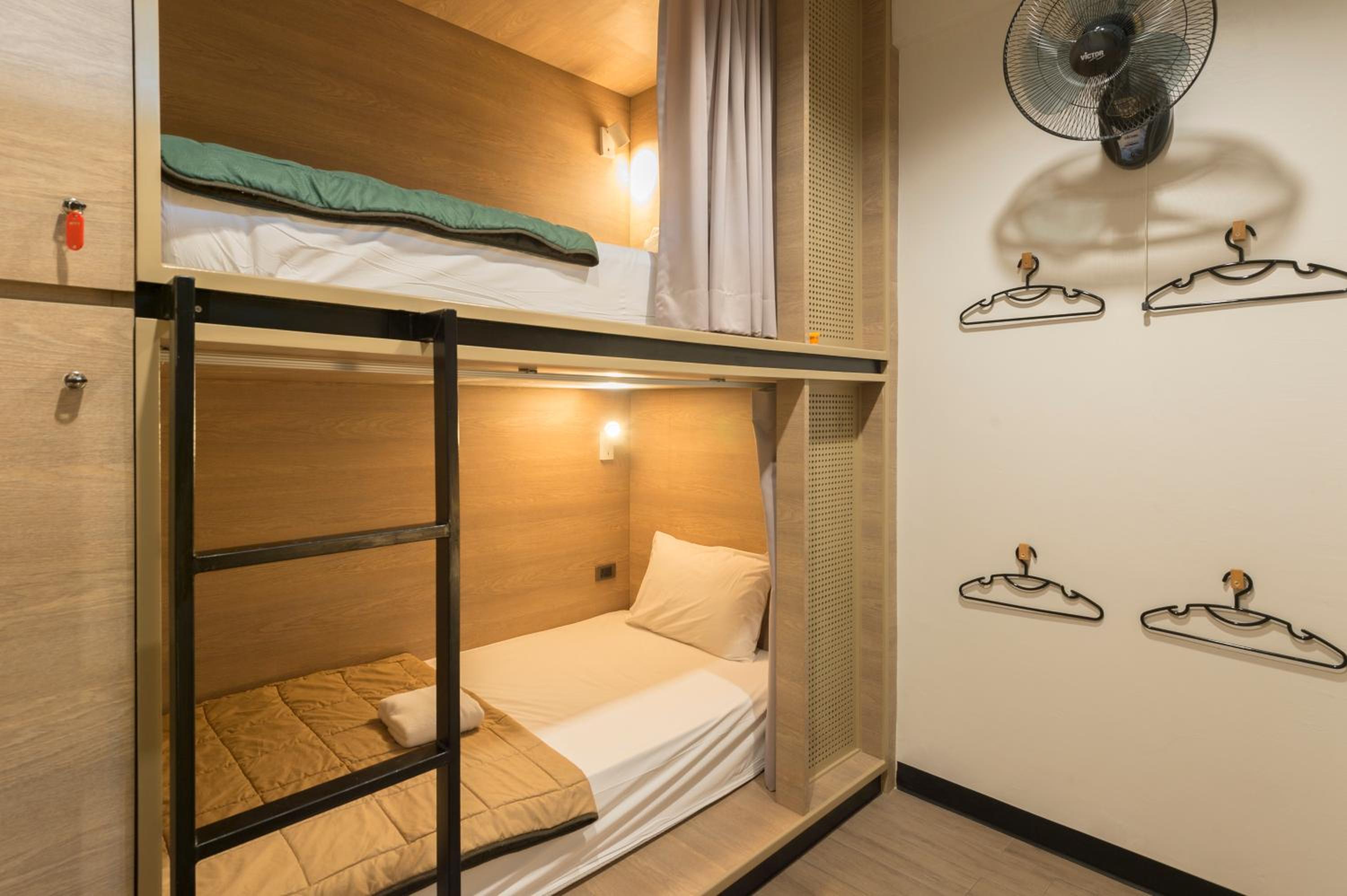 T Hostel @ Victory Monument