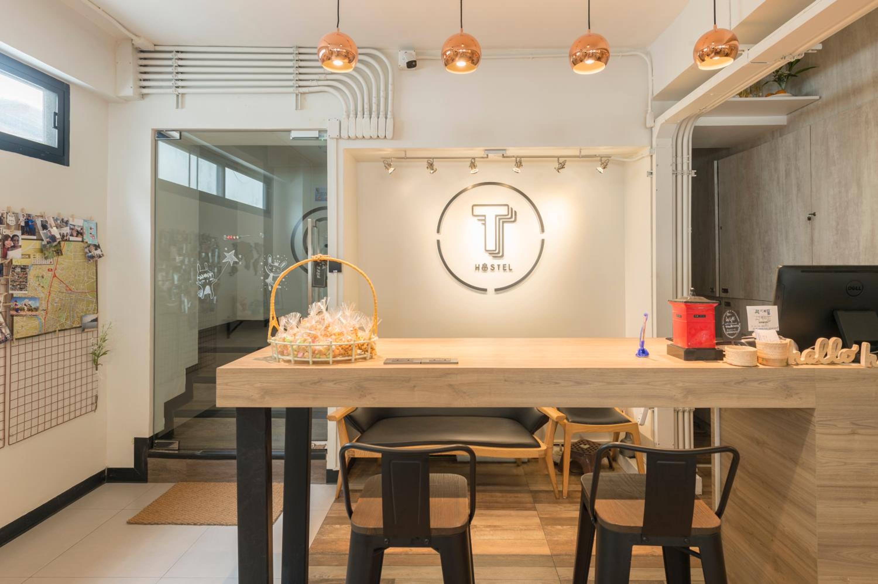 T Hostel @ Victory Monument