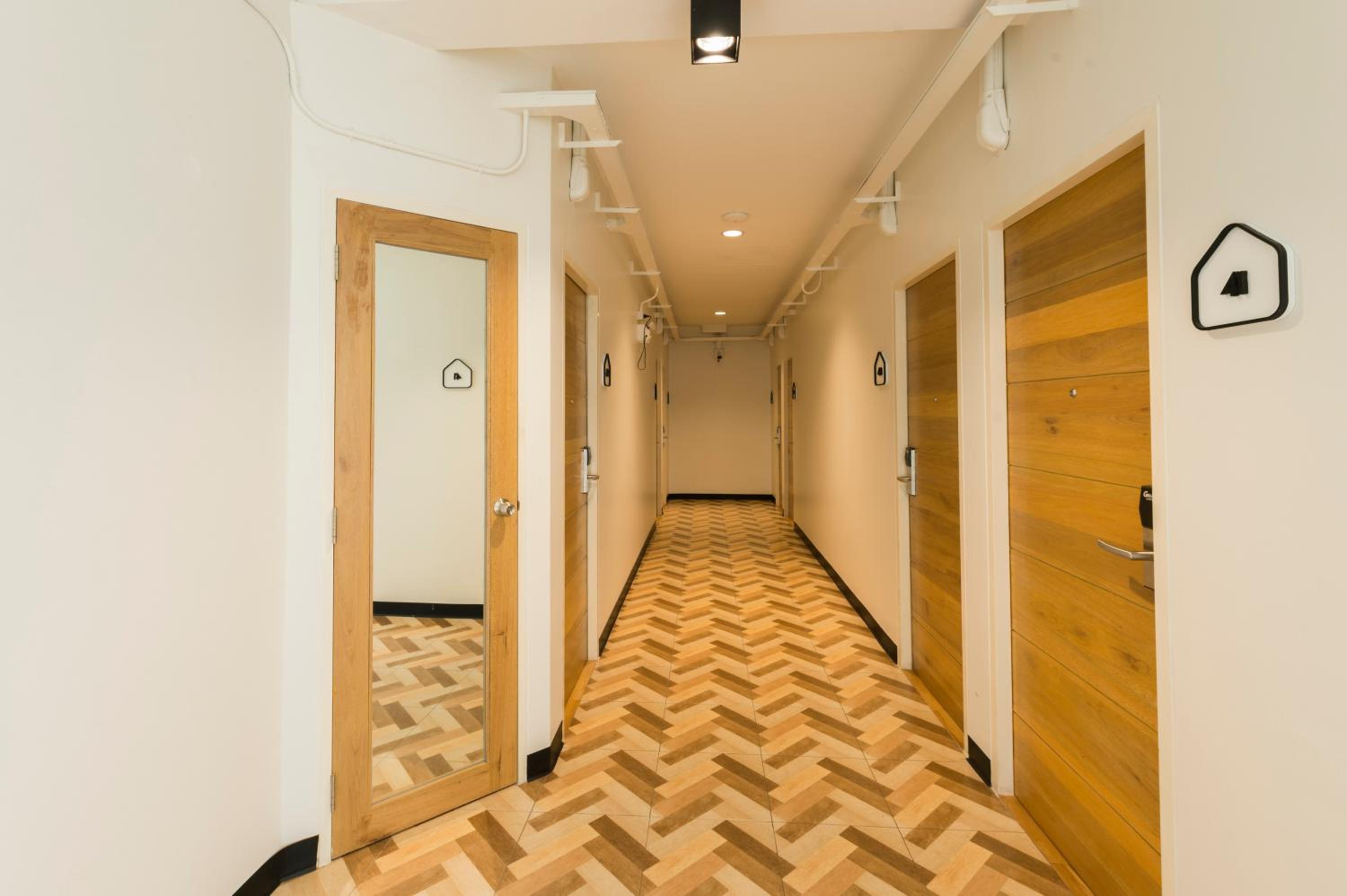 T Hostel @ Victory Monument