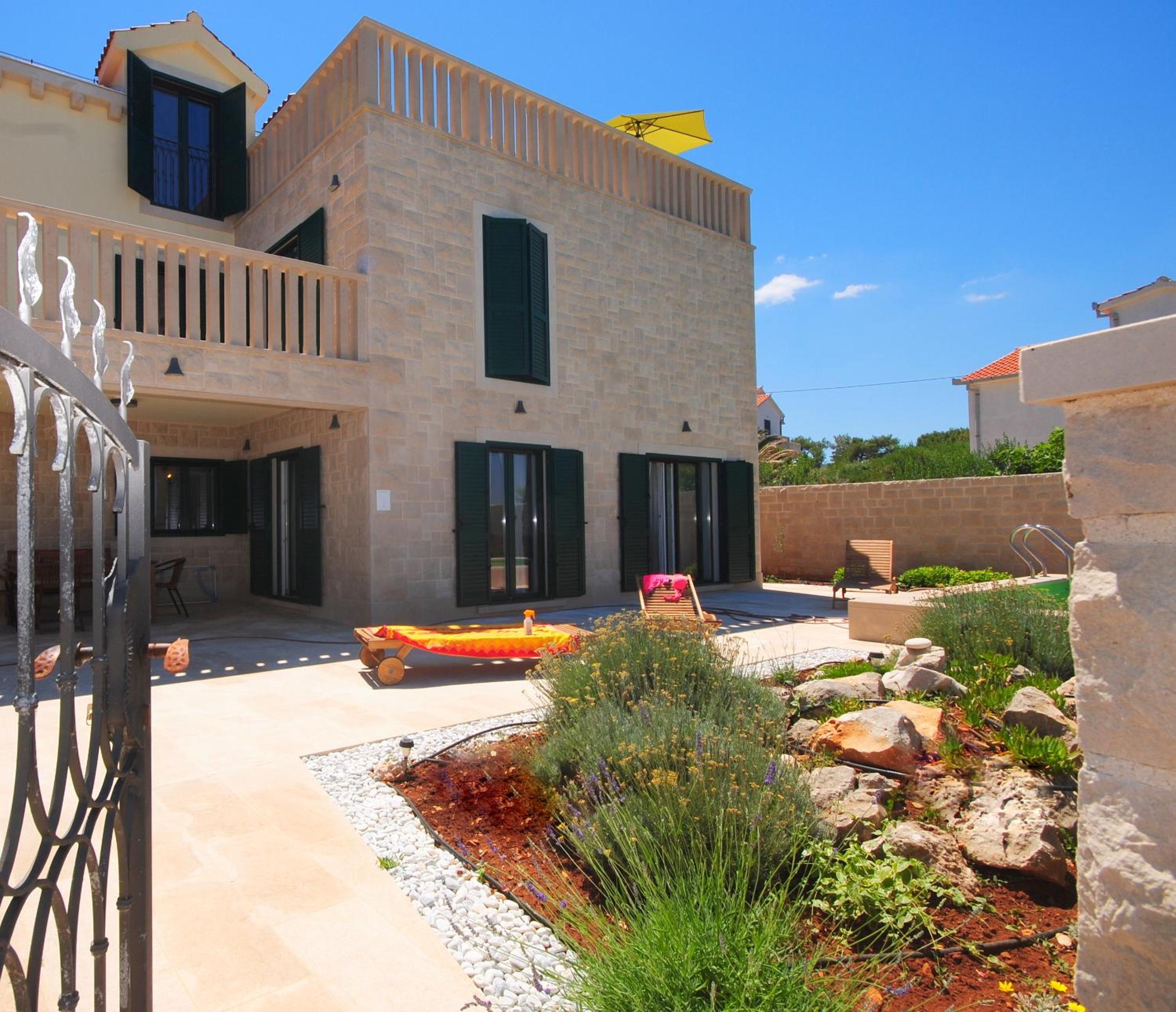 Villa Brac