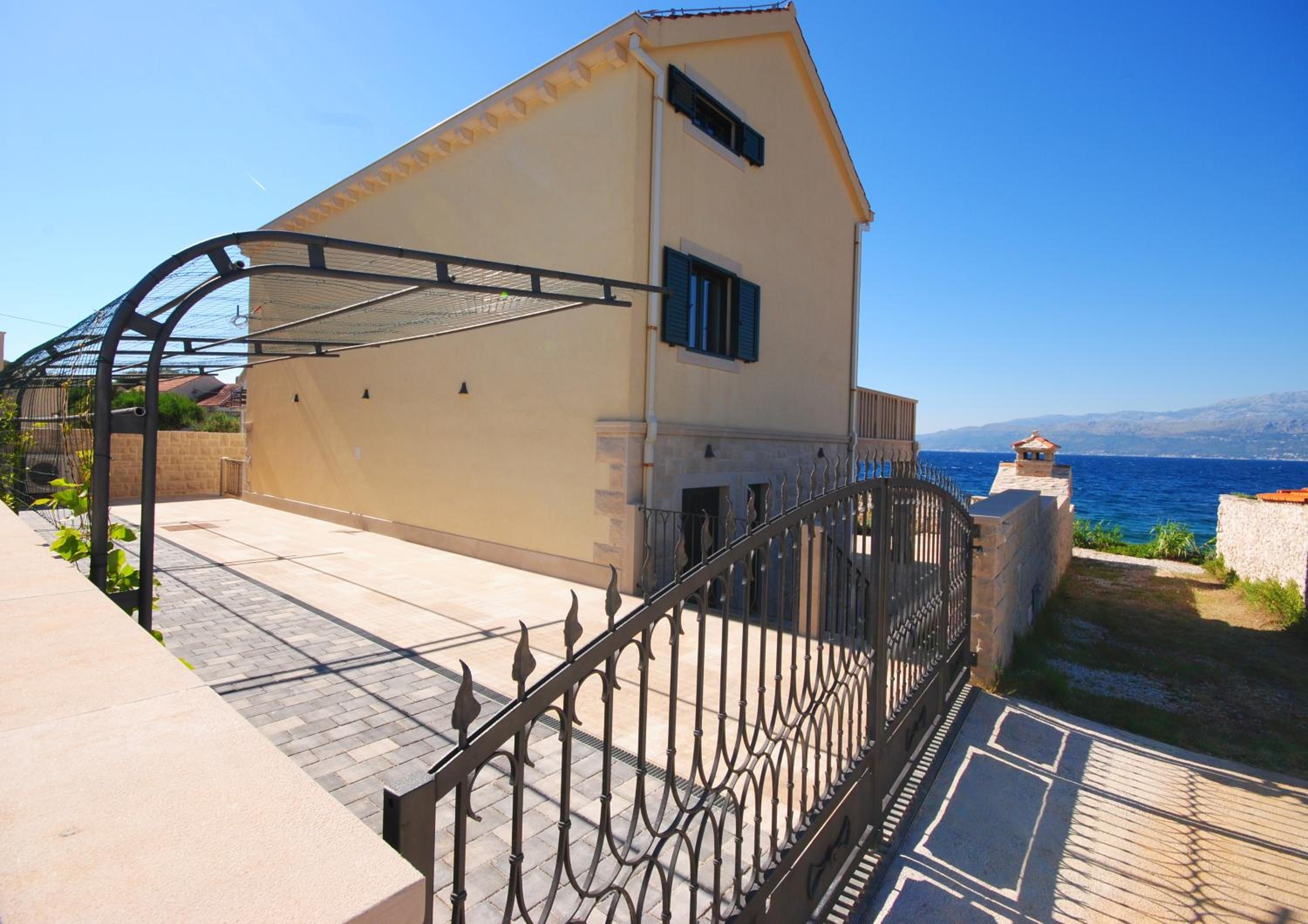 Villa Brac