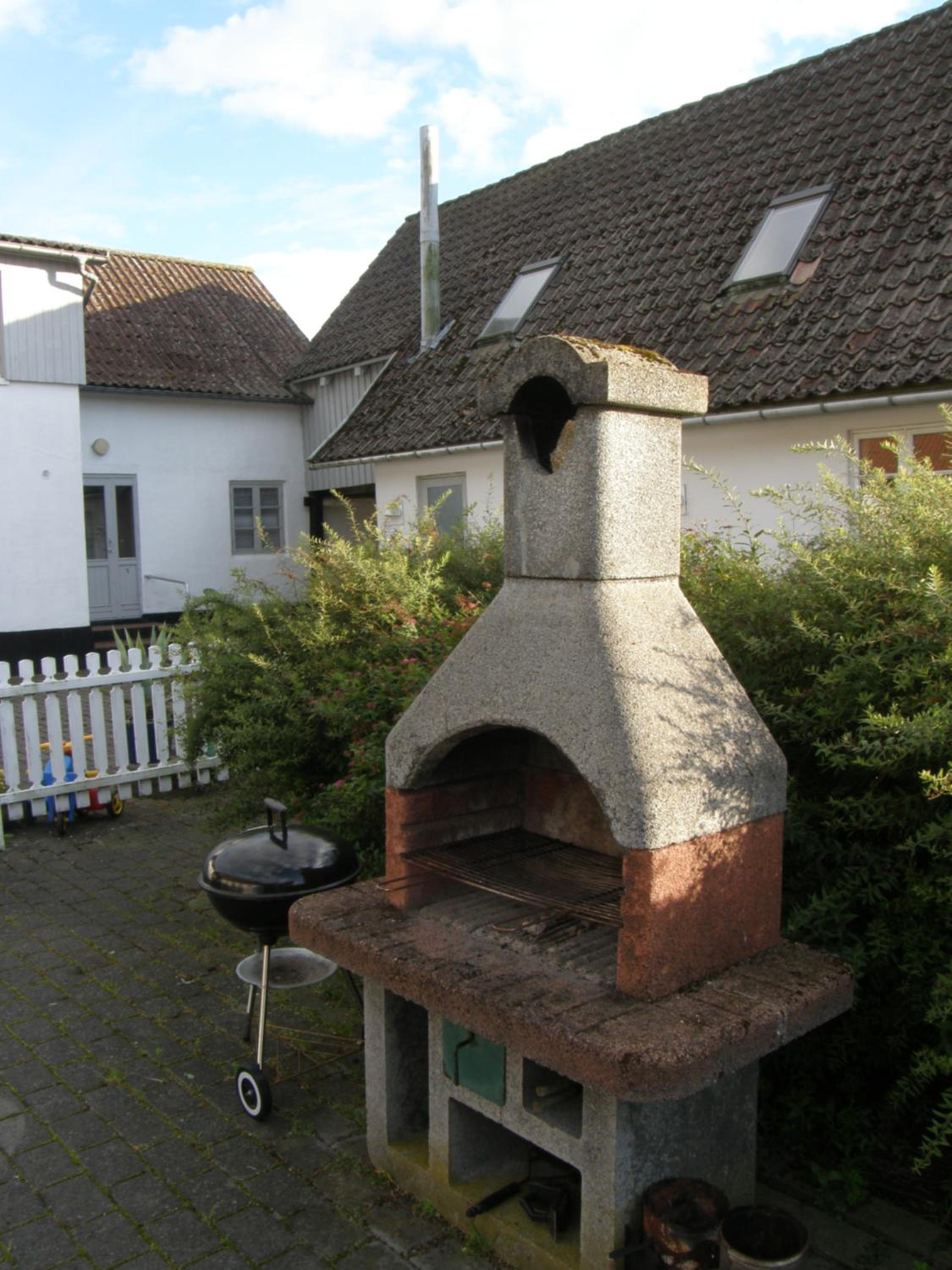 Photo 32
