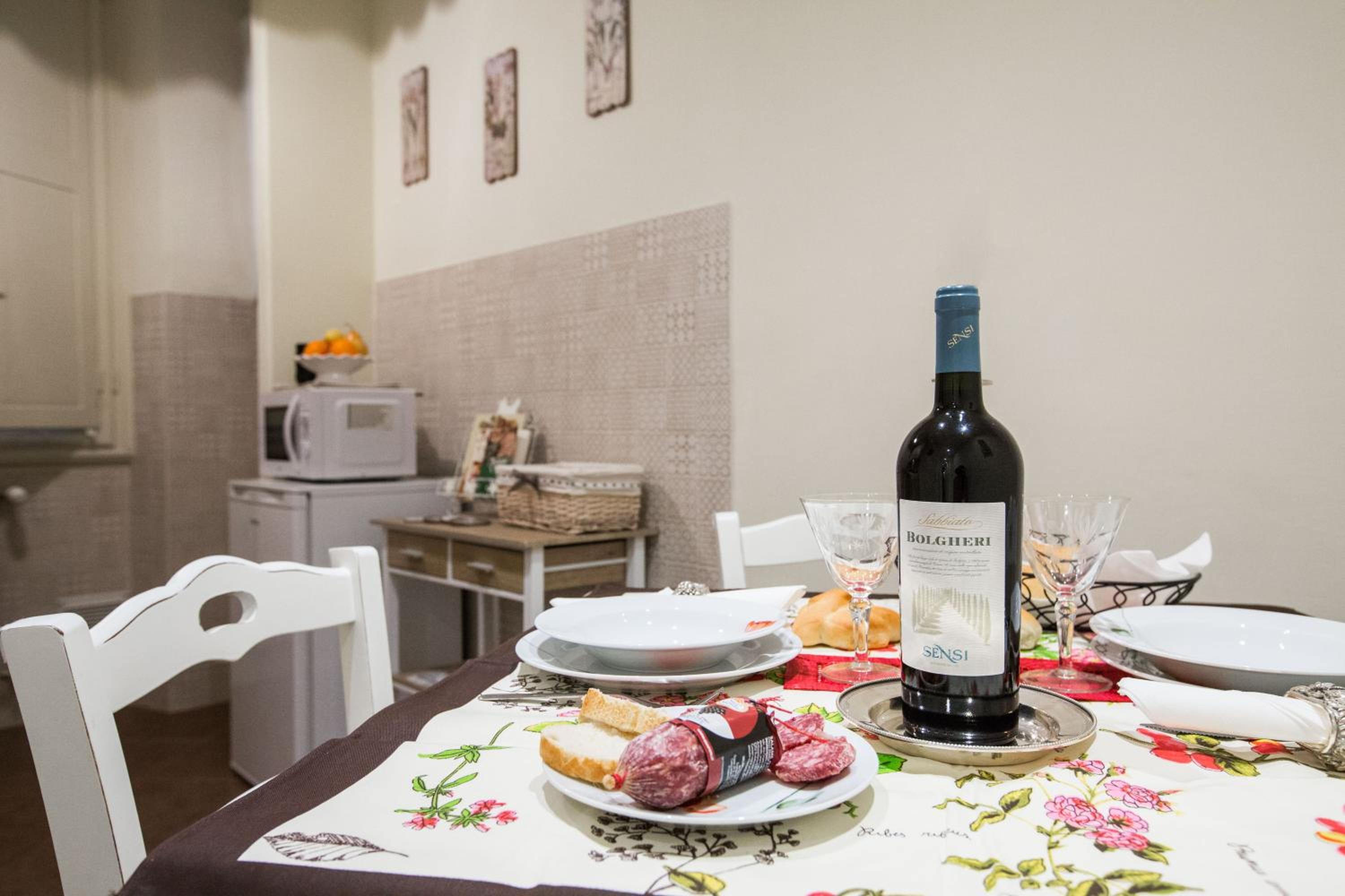 Charming Suite Cavour heart of Florence
