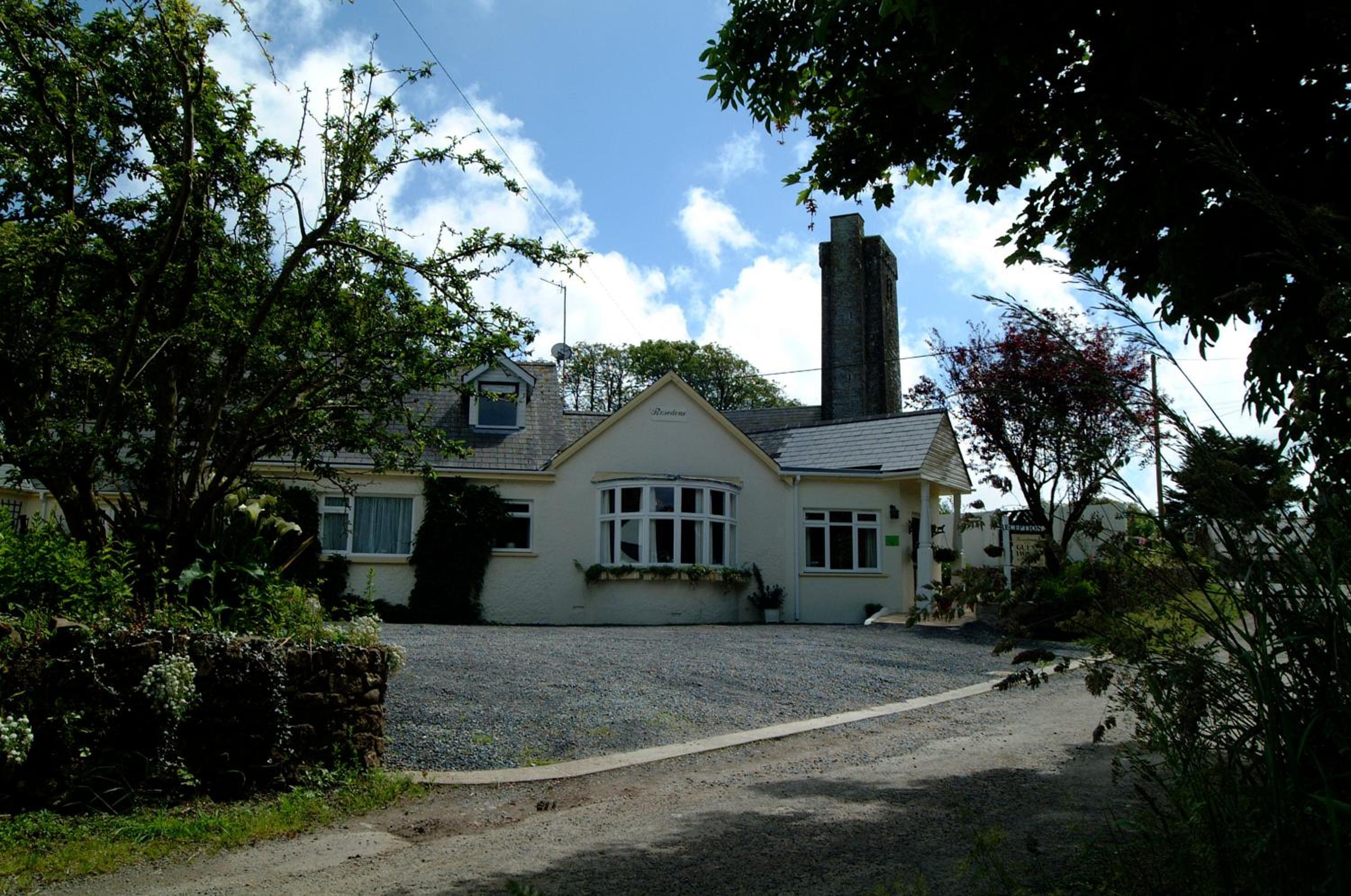 Pembroke Vacations - Rosedene Guest House - Property Image 8