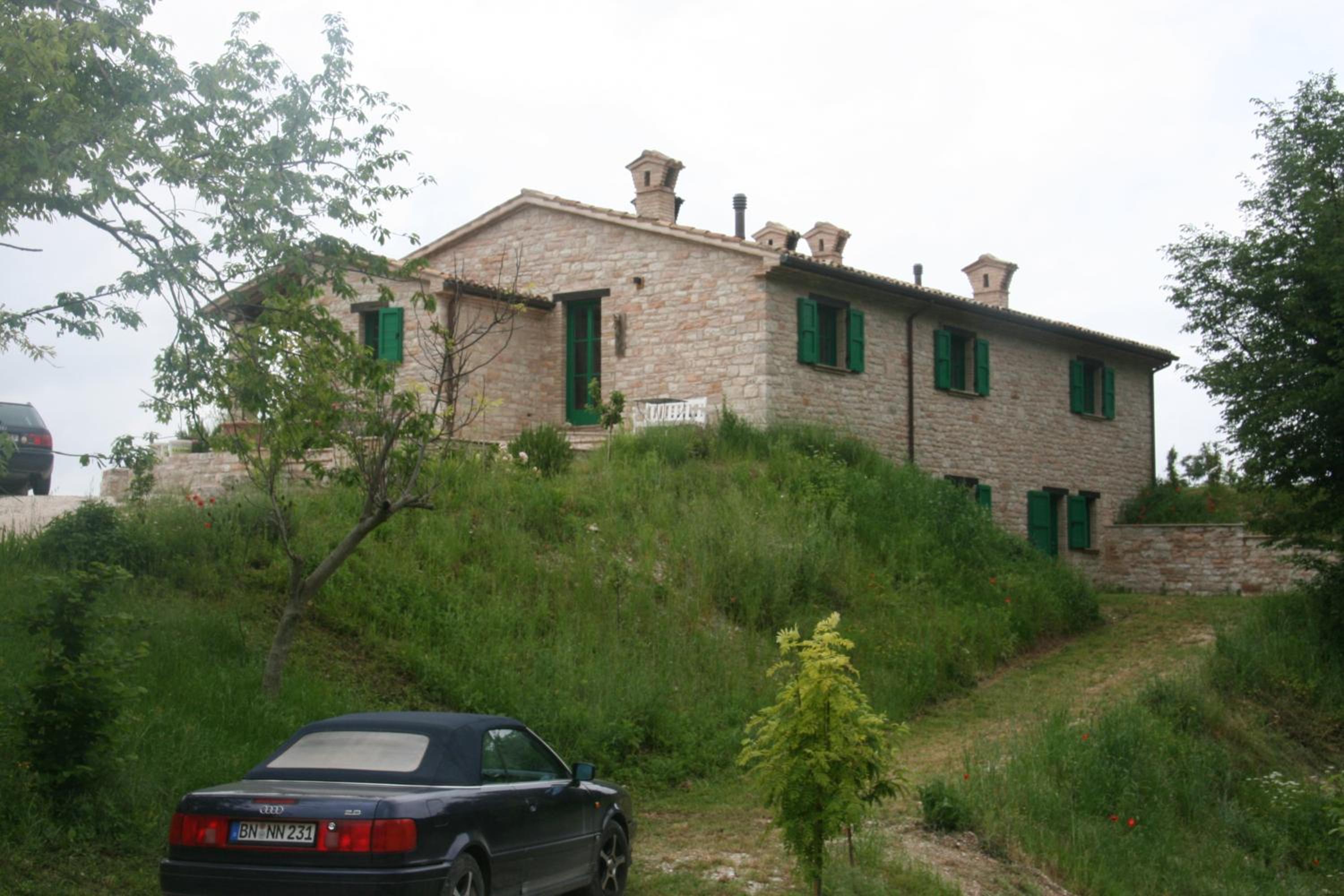 Photo 18