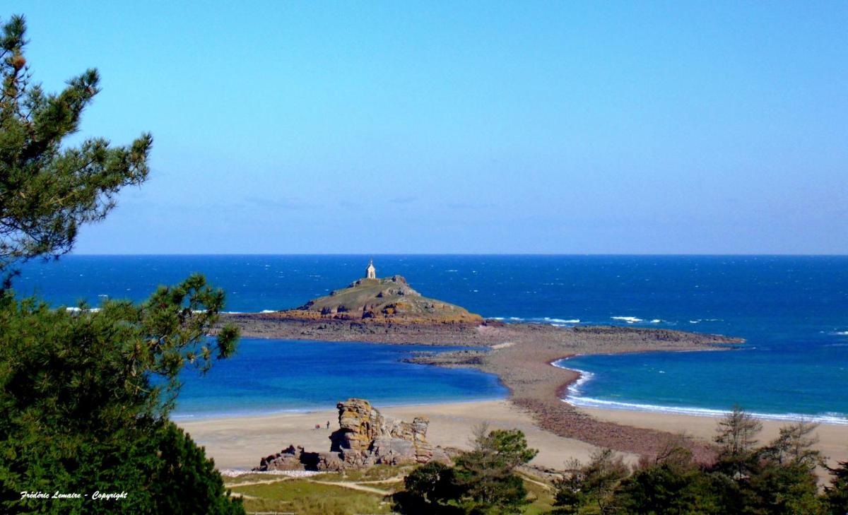 Cap Houses Saint Michel