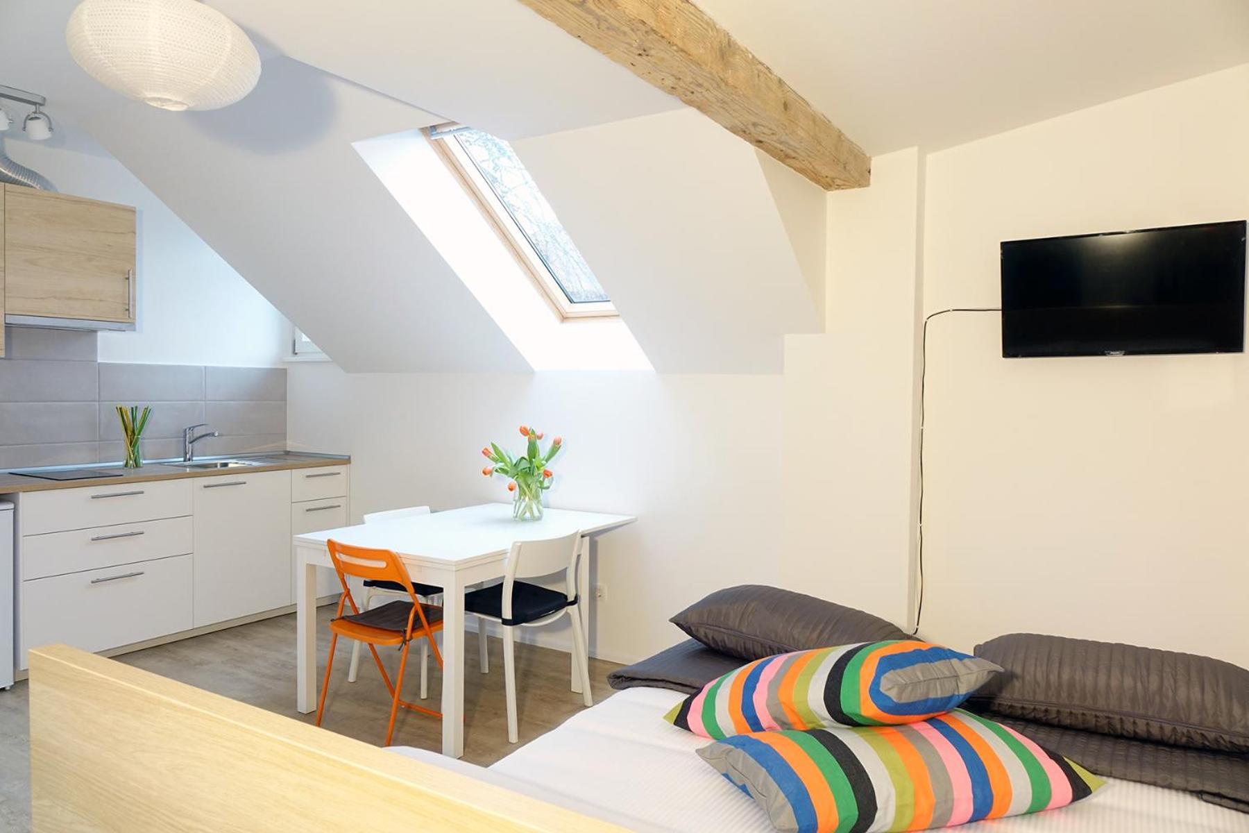 Central Apartments with Parking view 4