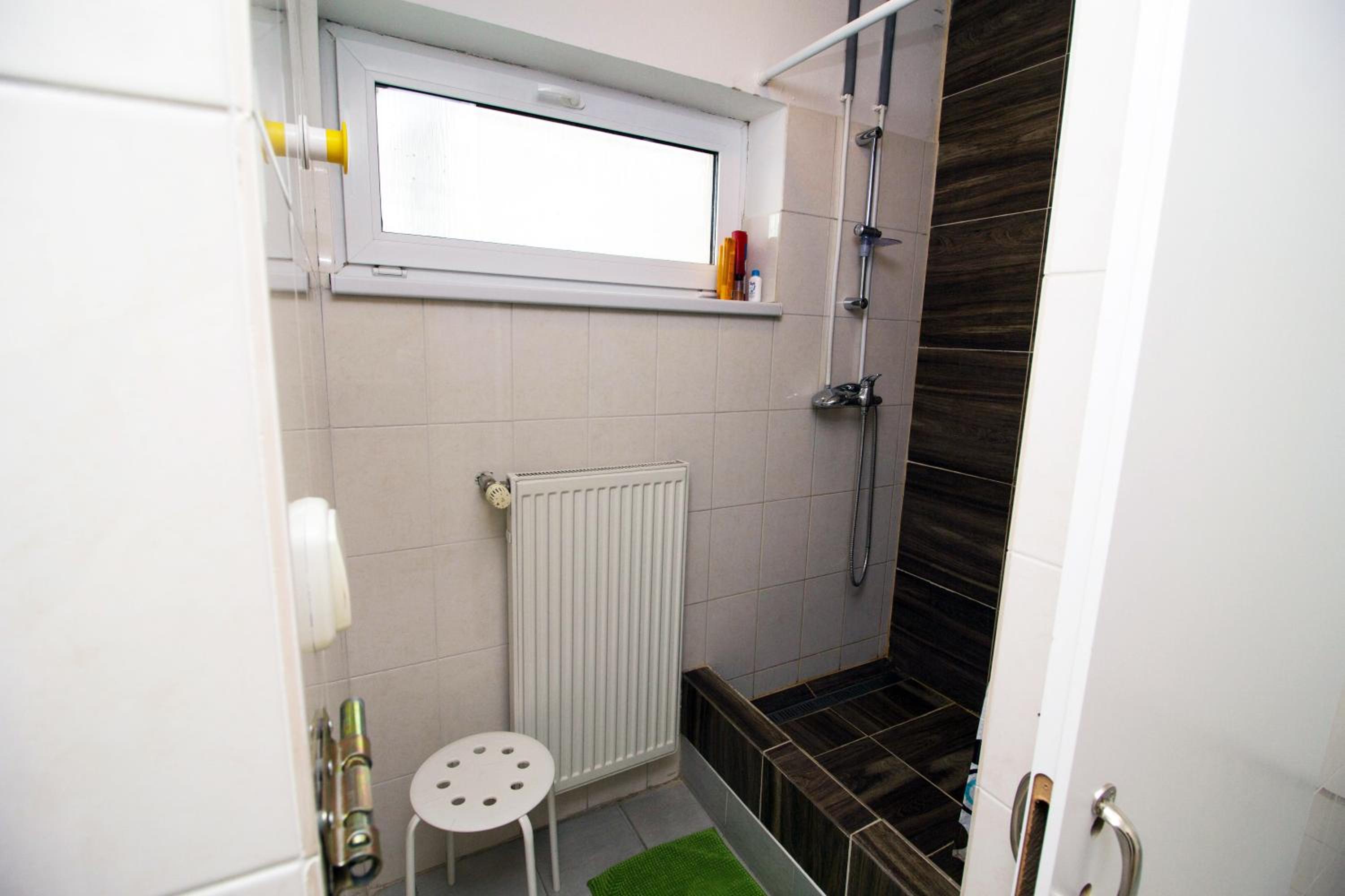 Nitra Glycerin Hostel