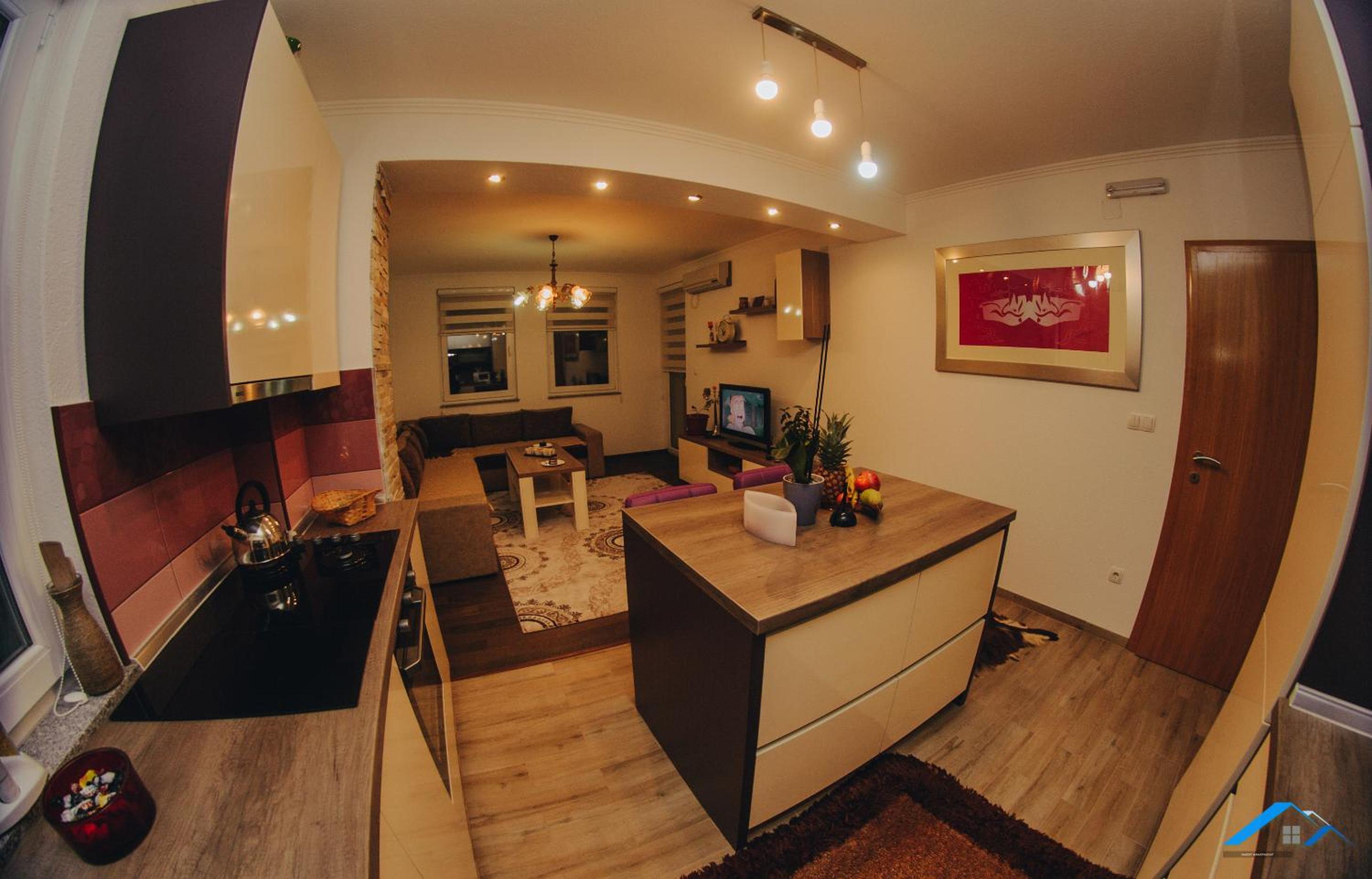 Brilliant Apartman view 3