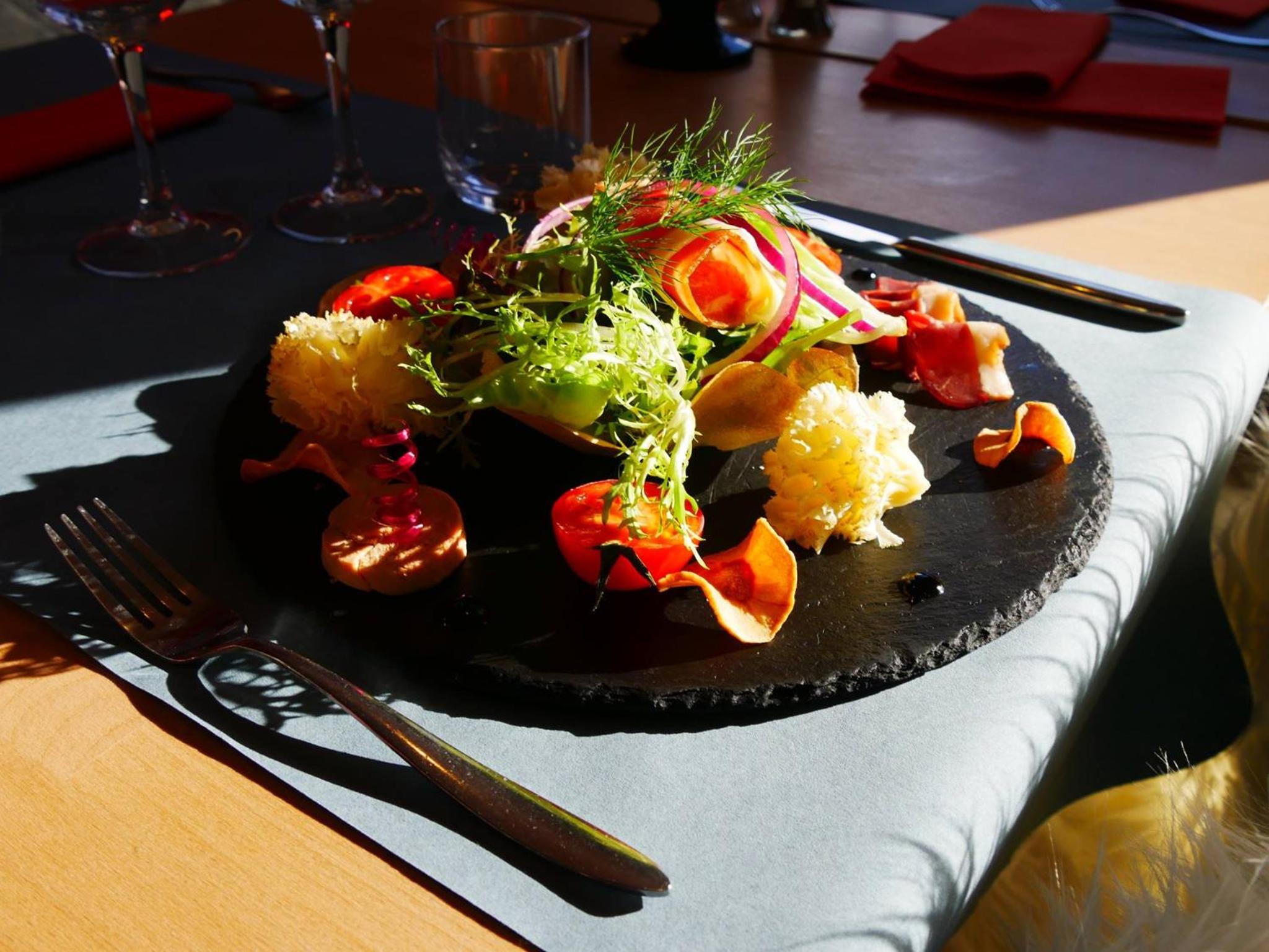 restaurant