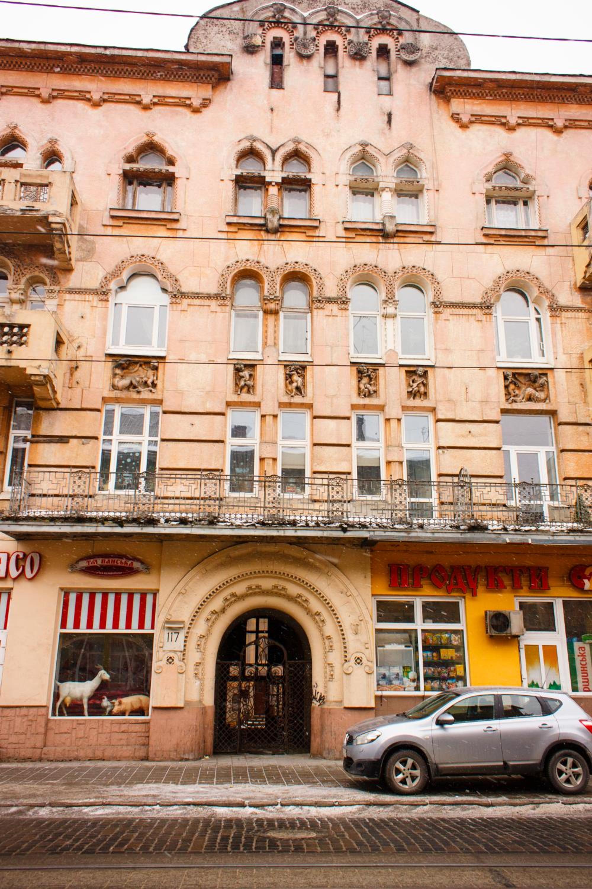 Modern apartments in a historical place on Gorodotskaya view 3