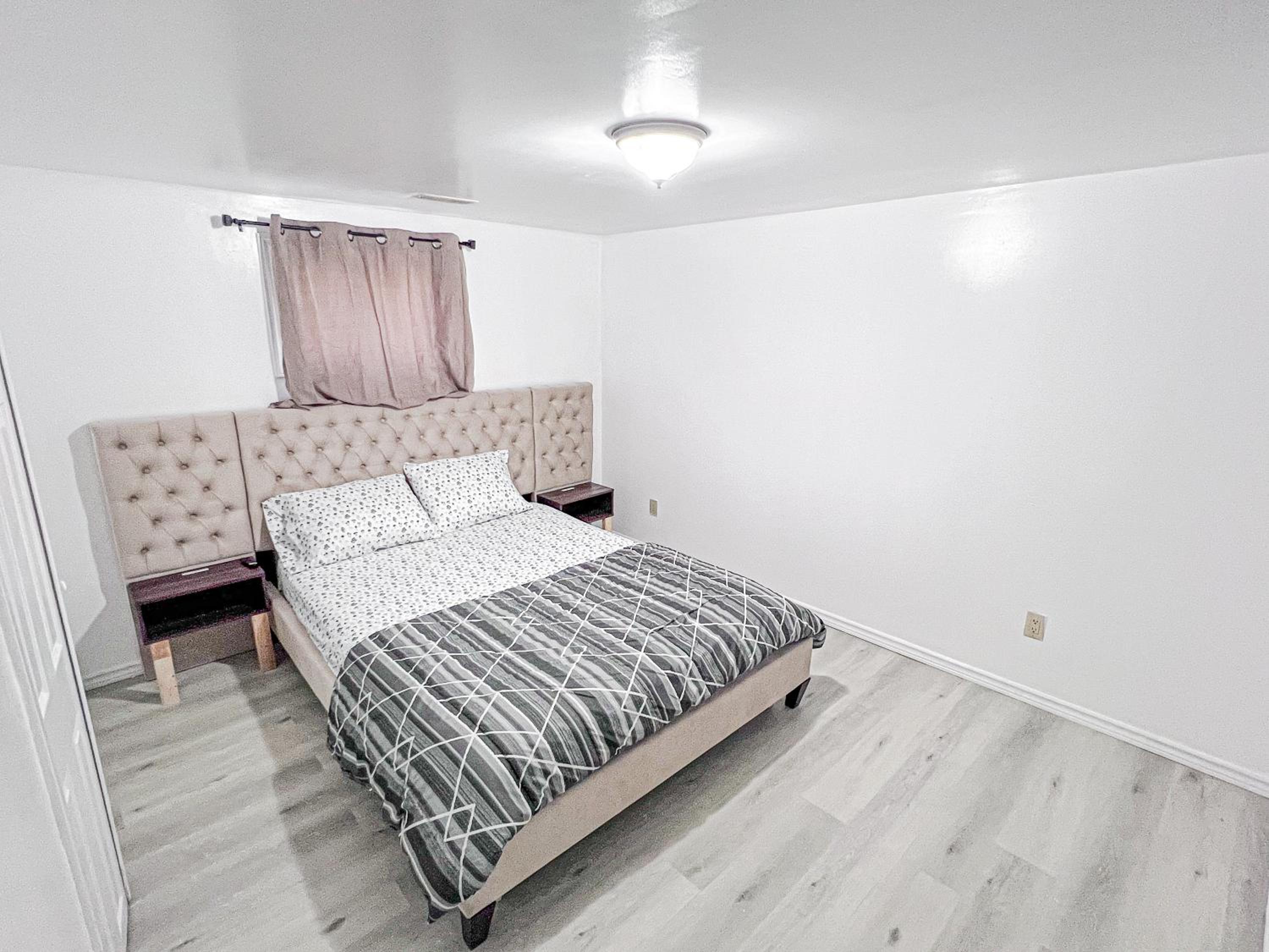 Private Room With Attached Washroom D8