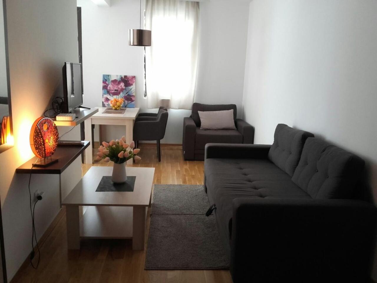 Dvori Apartments