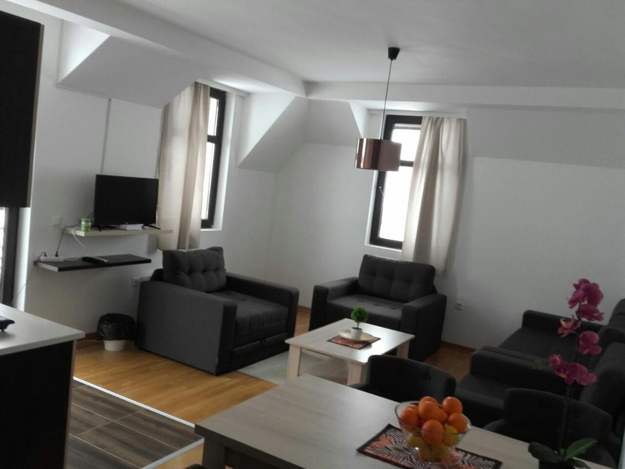 Dvori Apartments