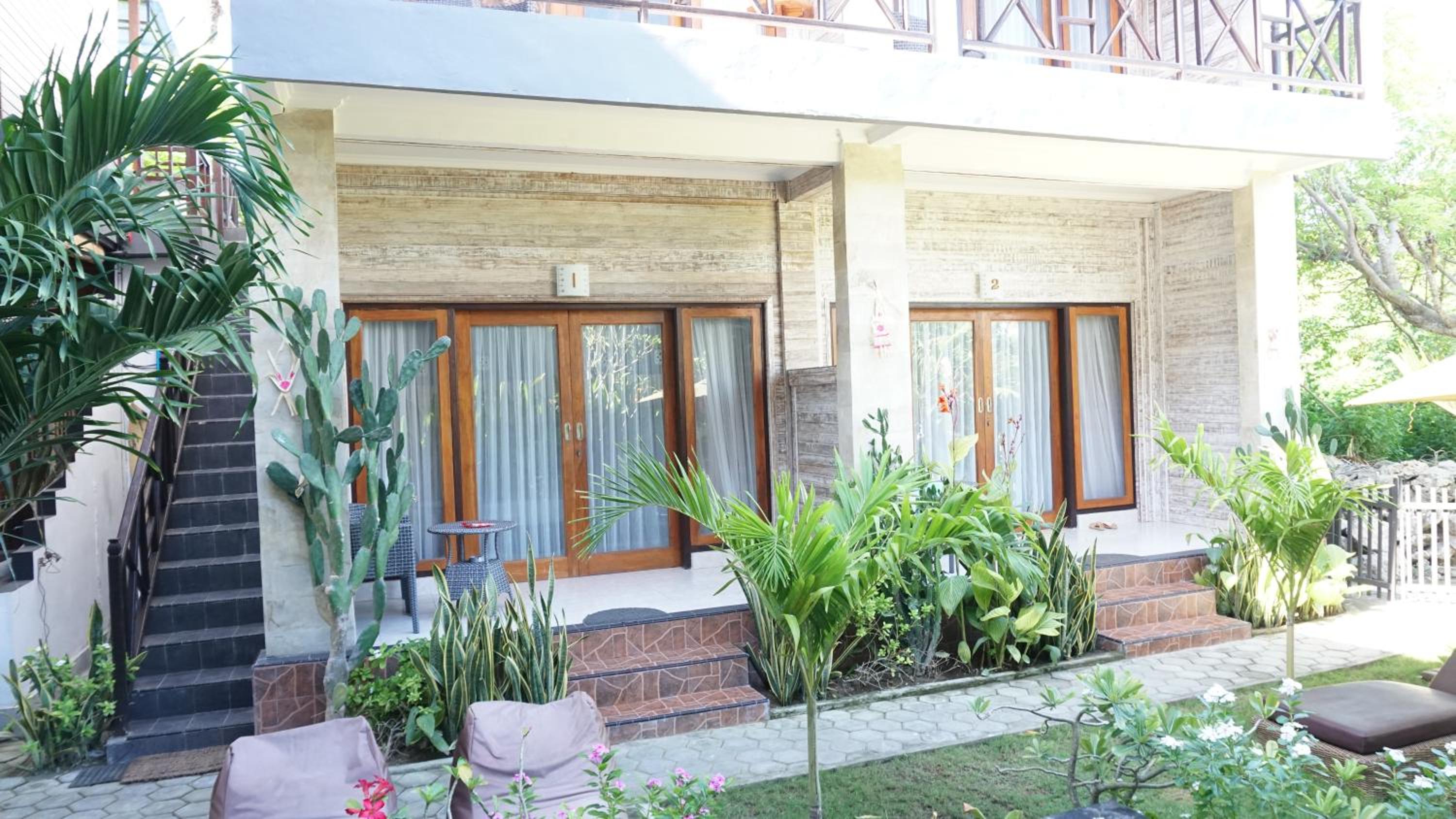 Nyuh Gading Home Stay