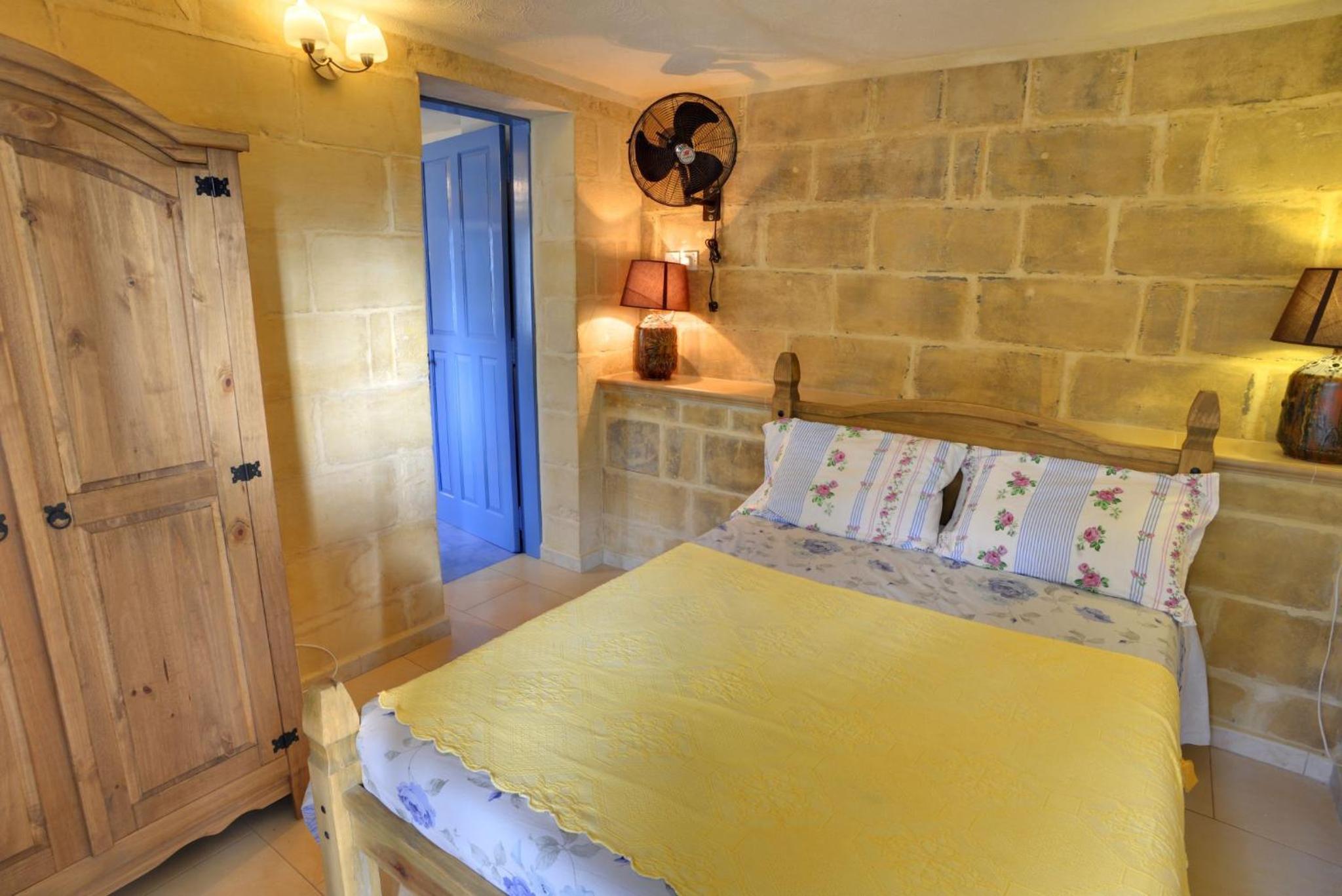 Ta' Bertu Host Family Bed & Breakfast