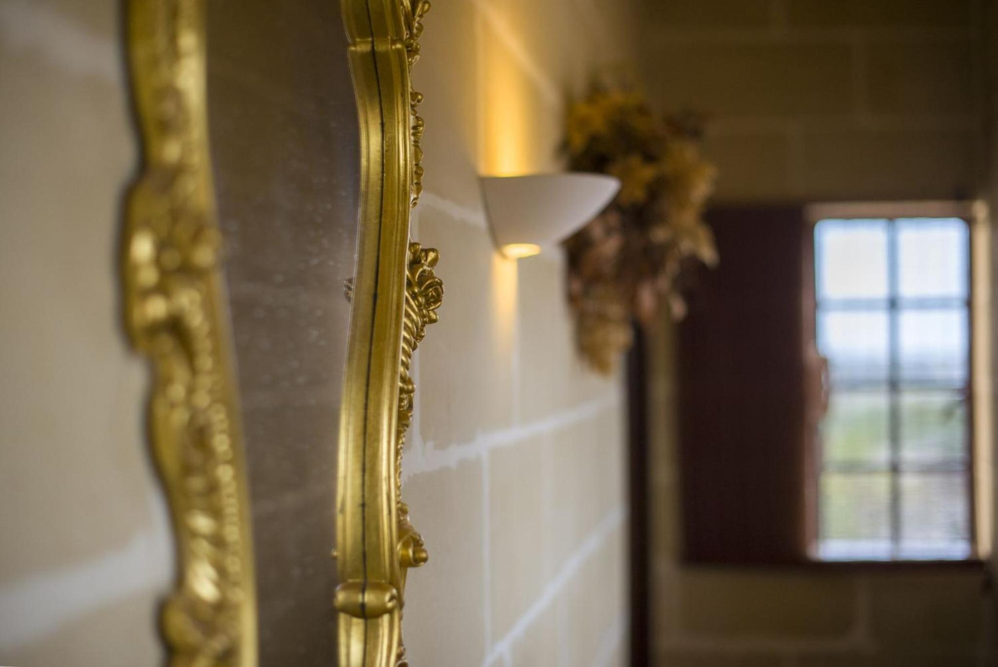 Ta' Bertu Host Family Bed & Breakfast