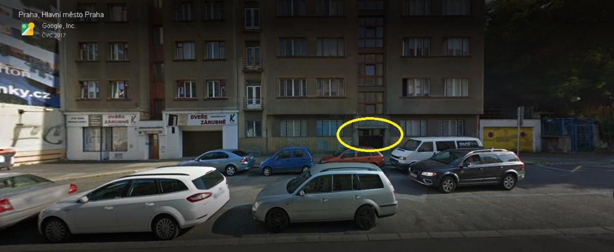 flat 18 minutes from Vaclavske namesti