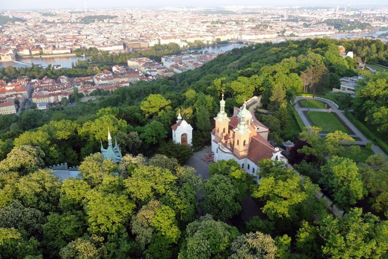 flat 18 minutes from Vaclavske namesti