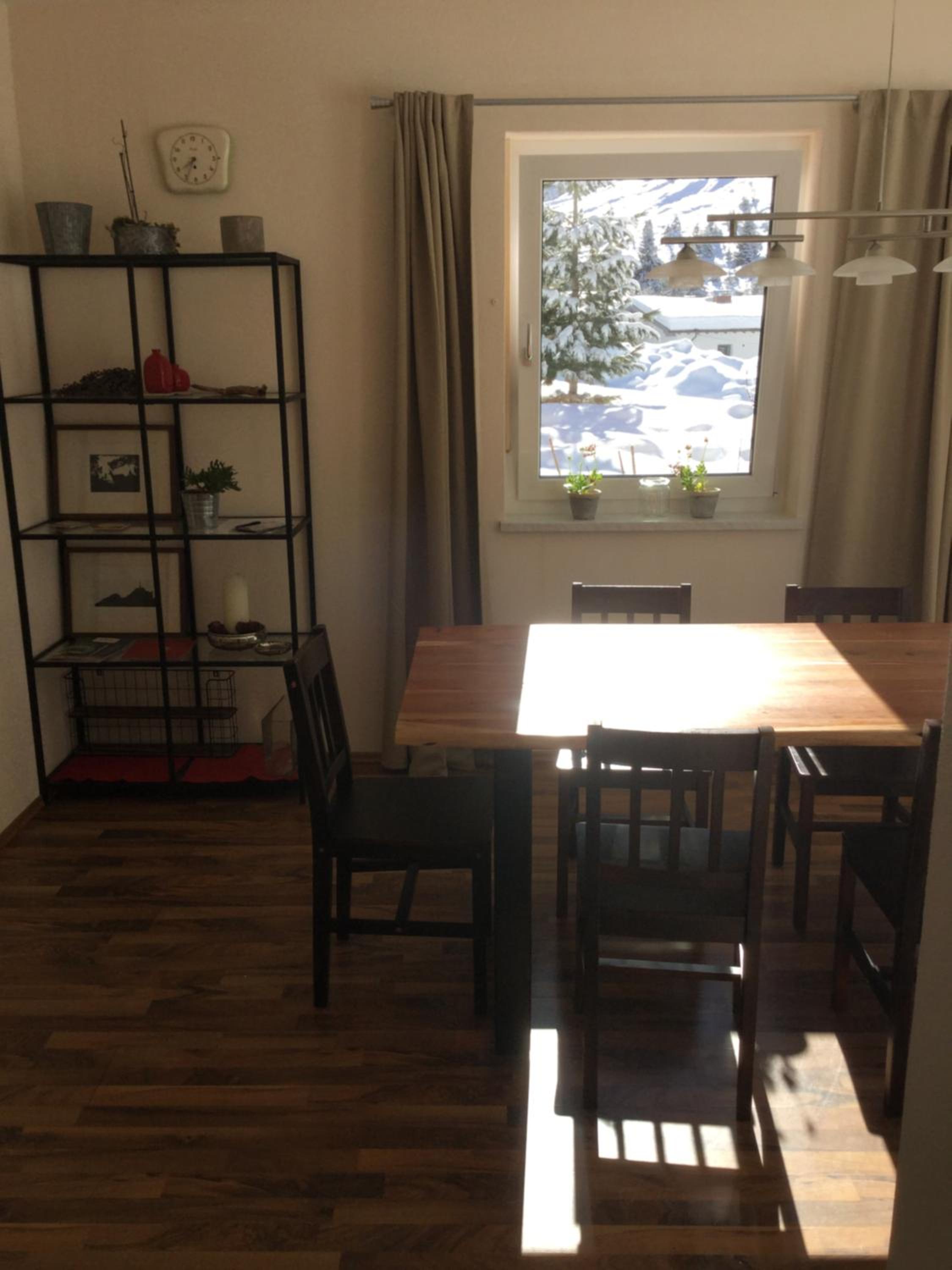 Ferienhaus Alpen Lodge und die Gams