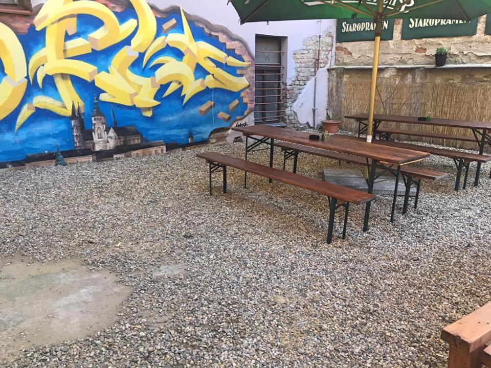flat 18 minutes from Vaclavske namesti