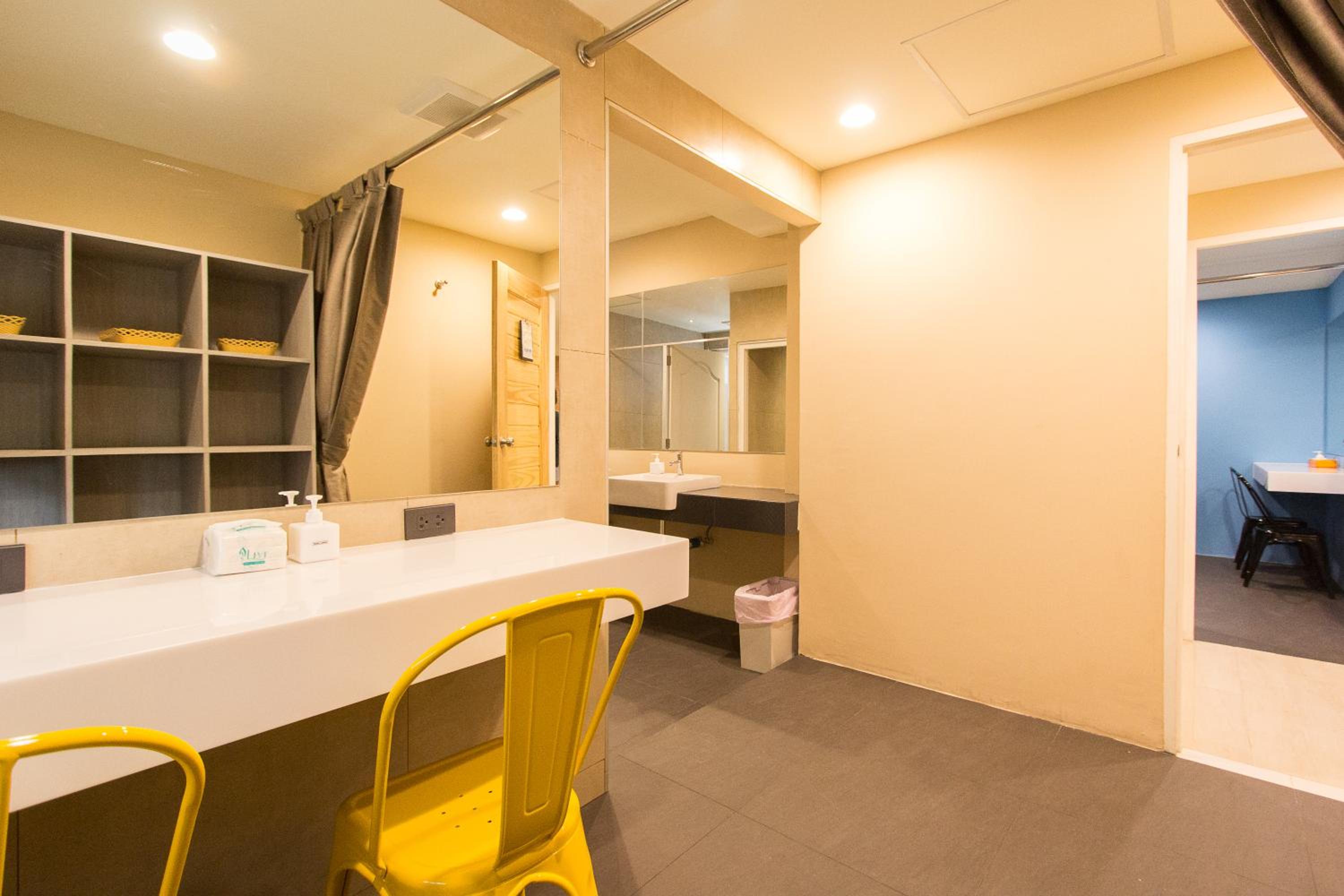 Lazy Sunday hostel