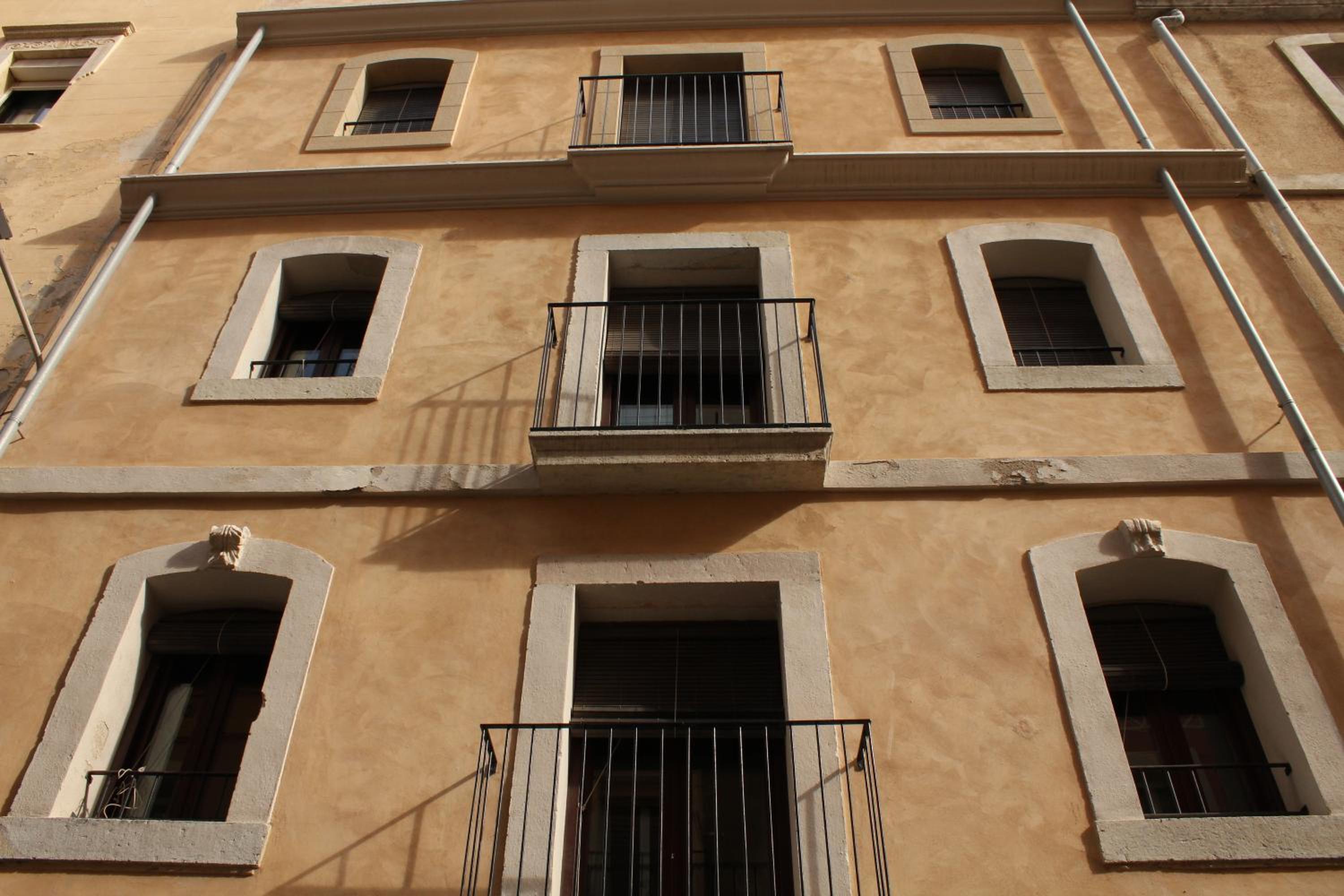 Barcelona Beach Apartments