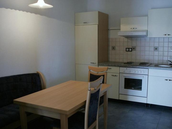 Apartments Mali Raj