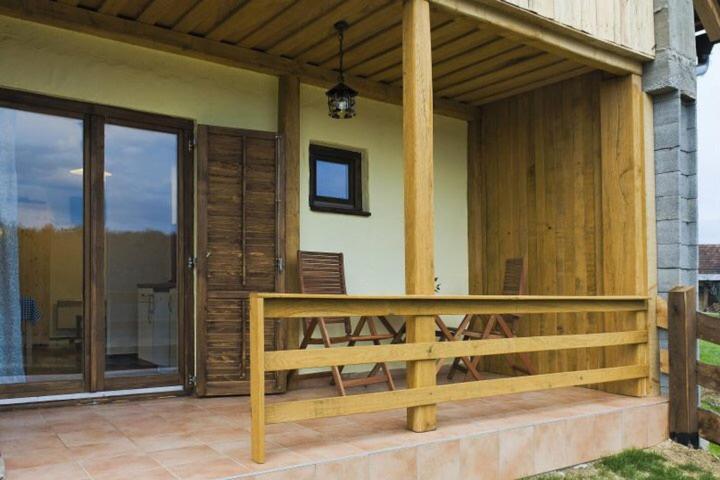 Apartments Mali Raj
