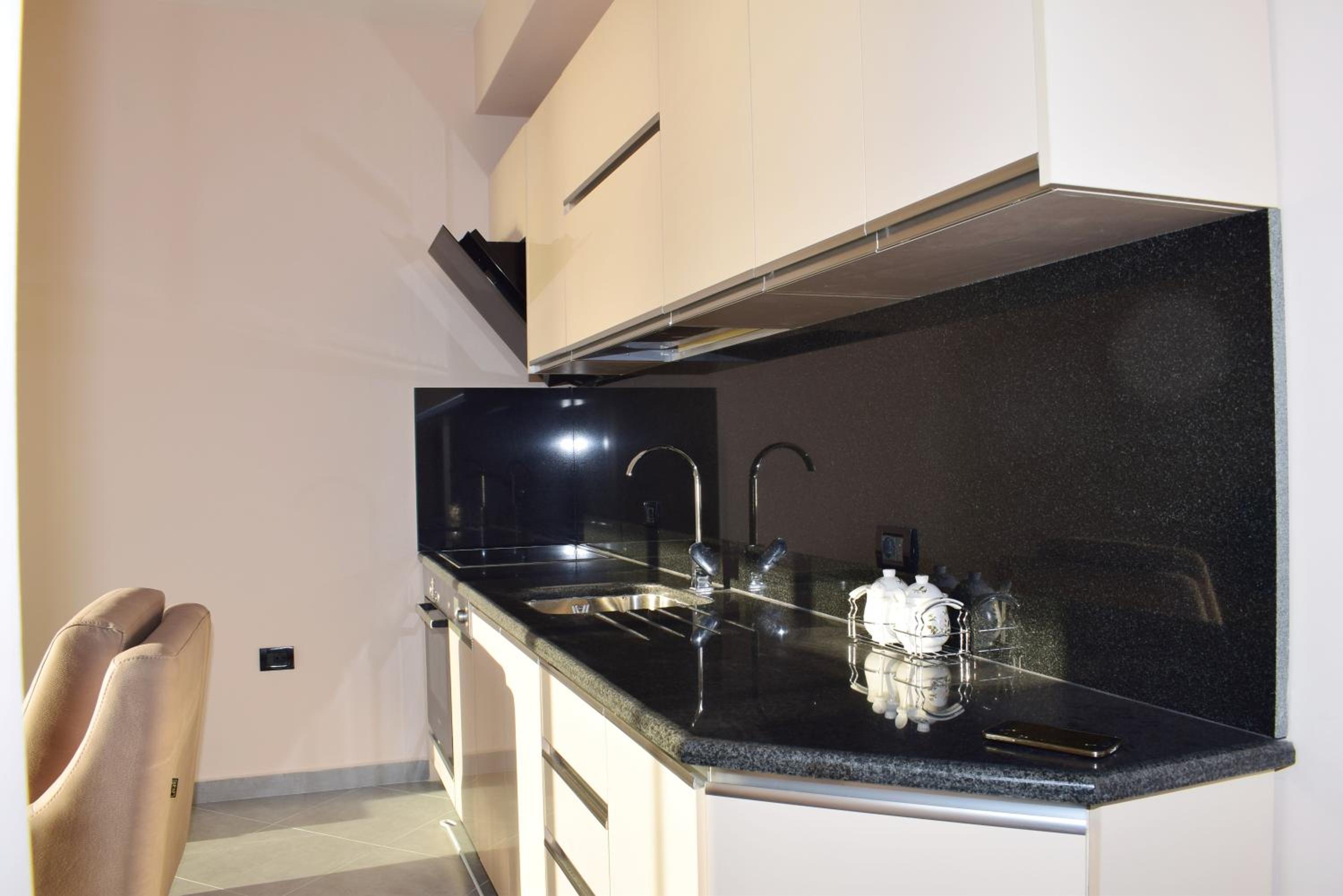 Brisa del Mar Beachfront Apartments