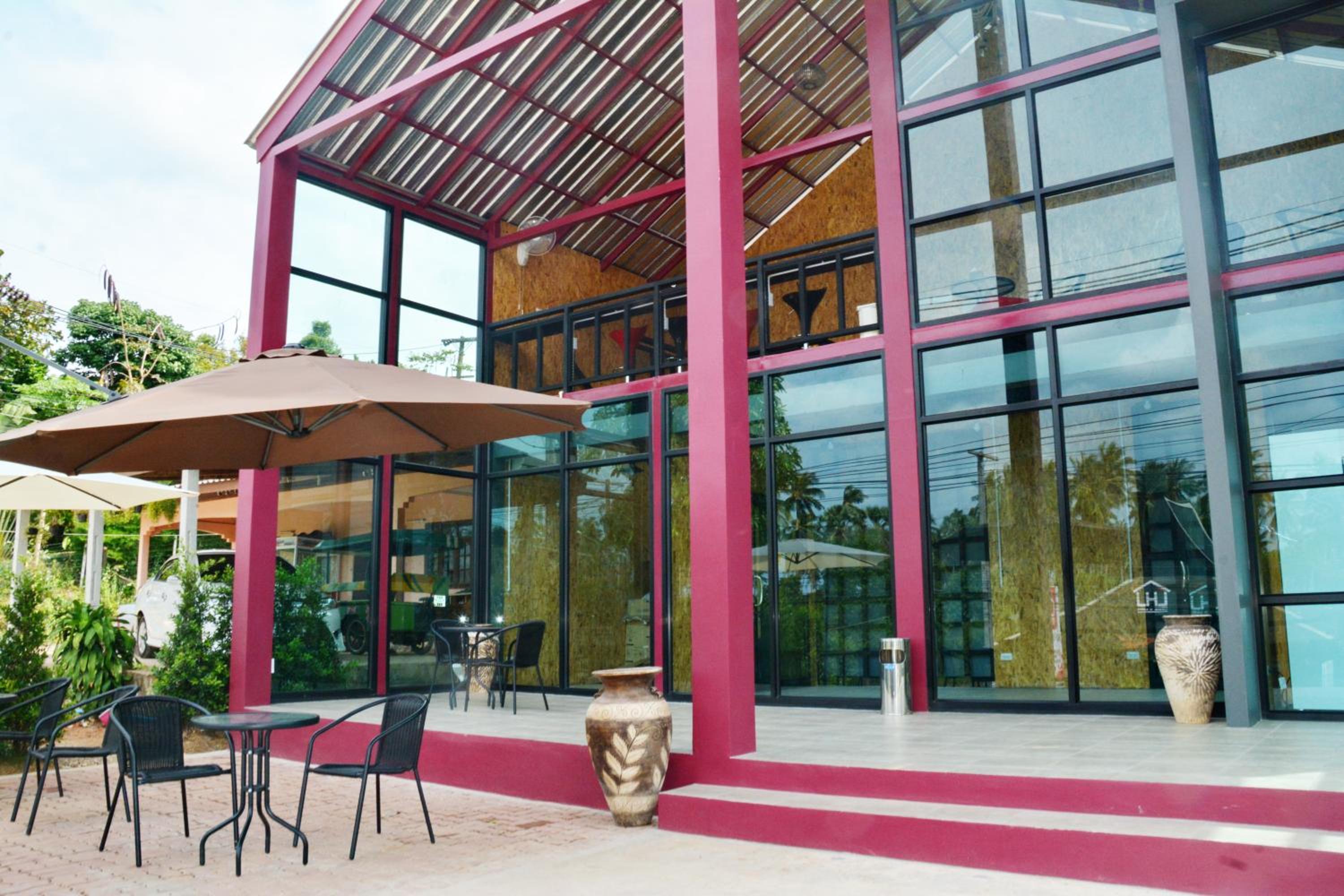 Lanta Hostel