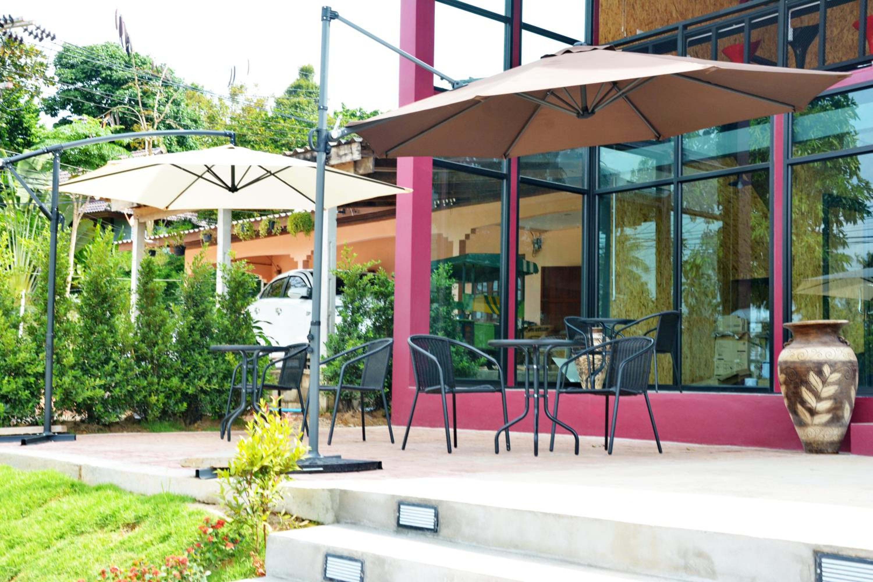 Lanta Hostel