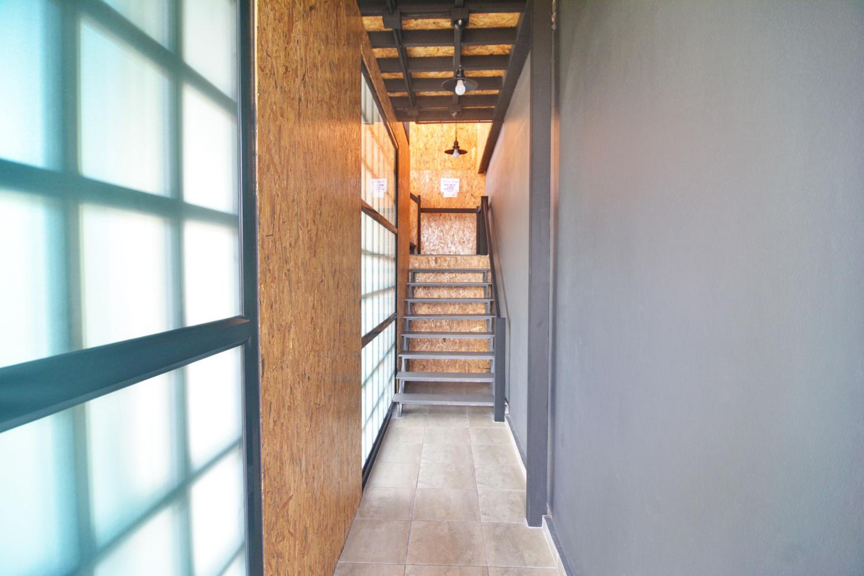 Lanta Hostel