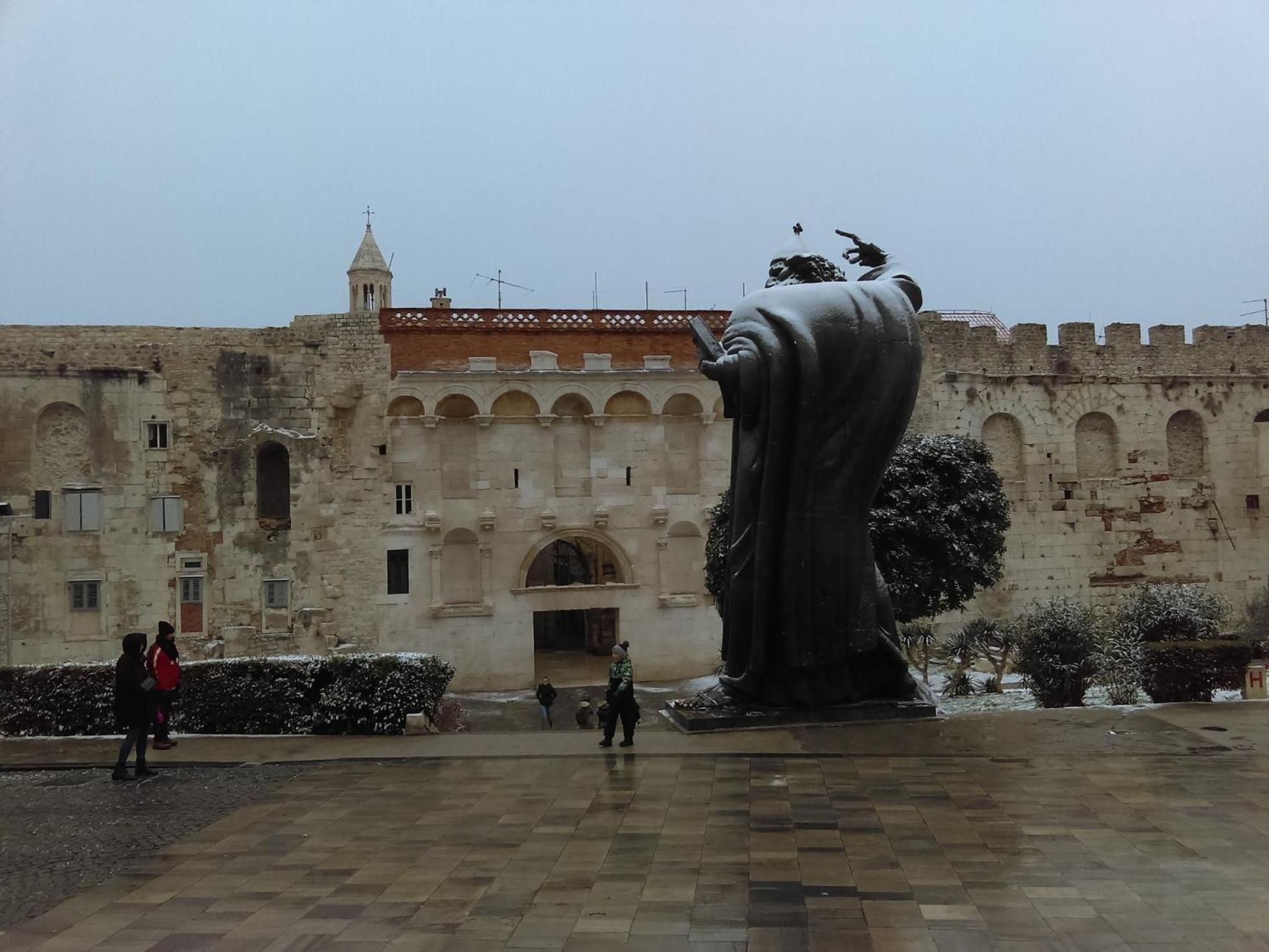 Photo 42