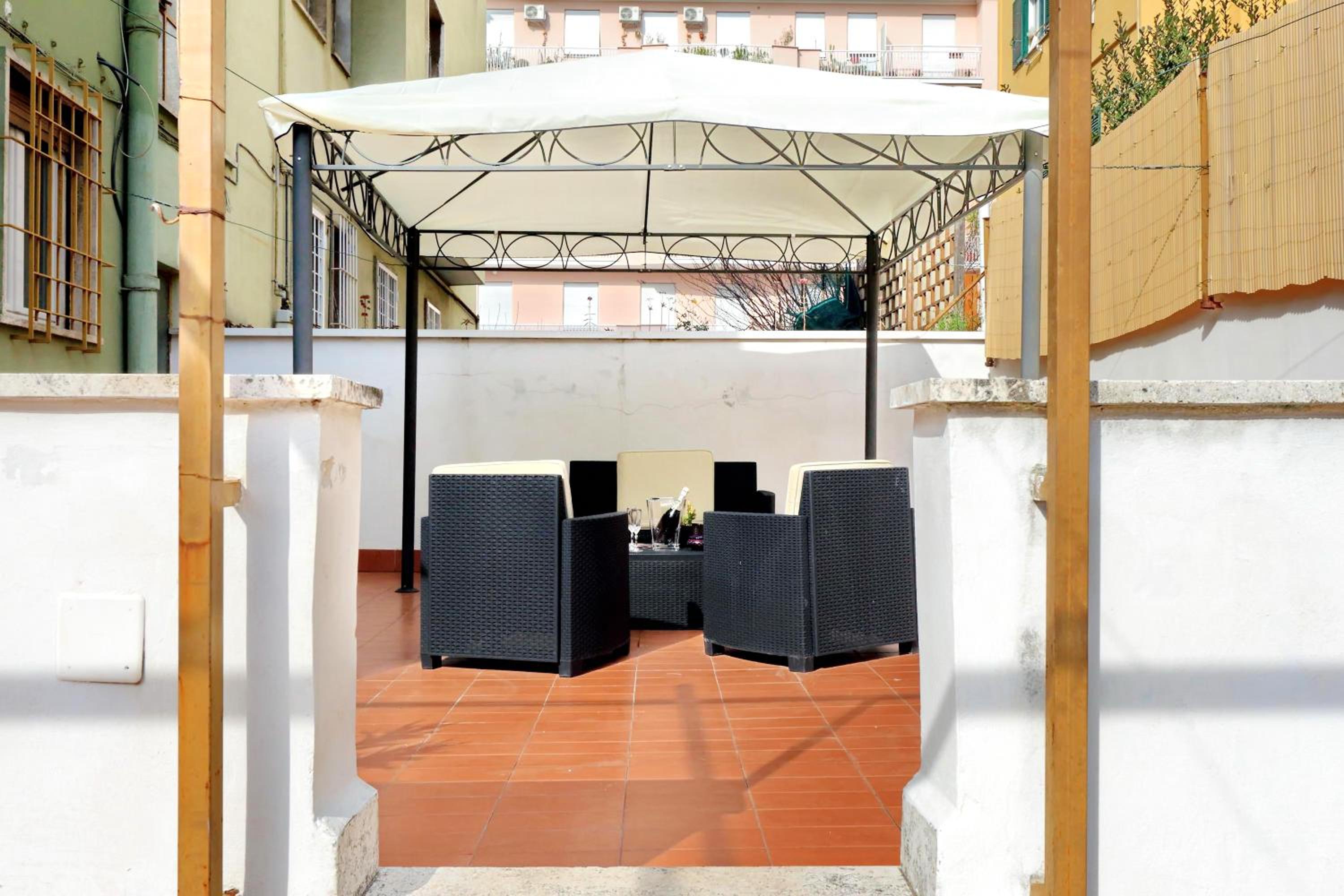 I Pini di Roma - Rooms & Suites