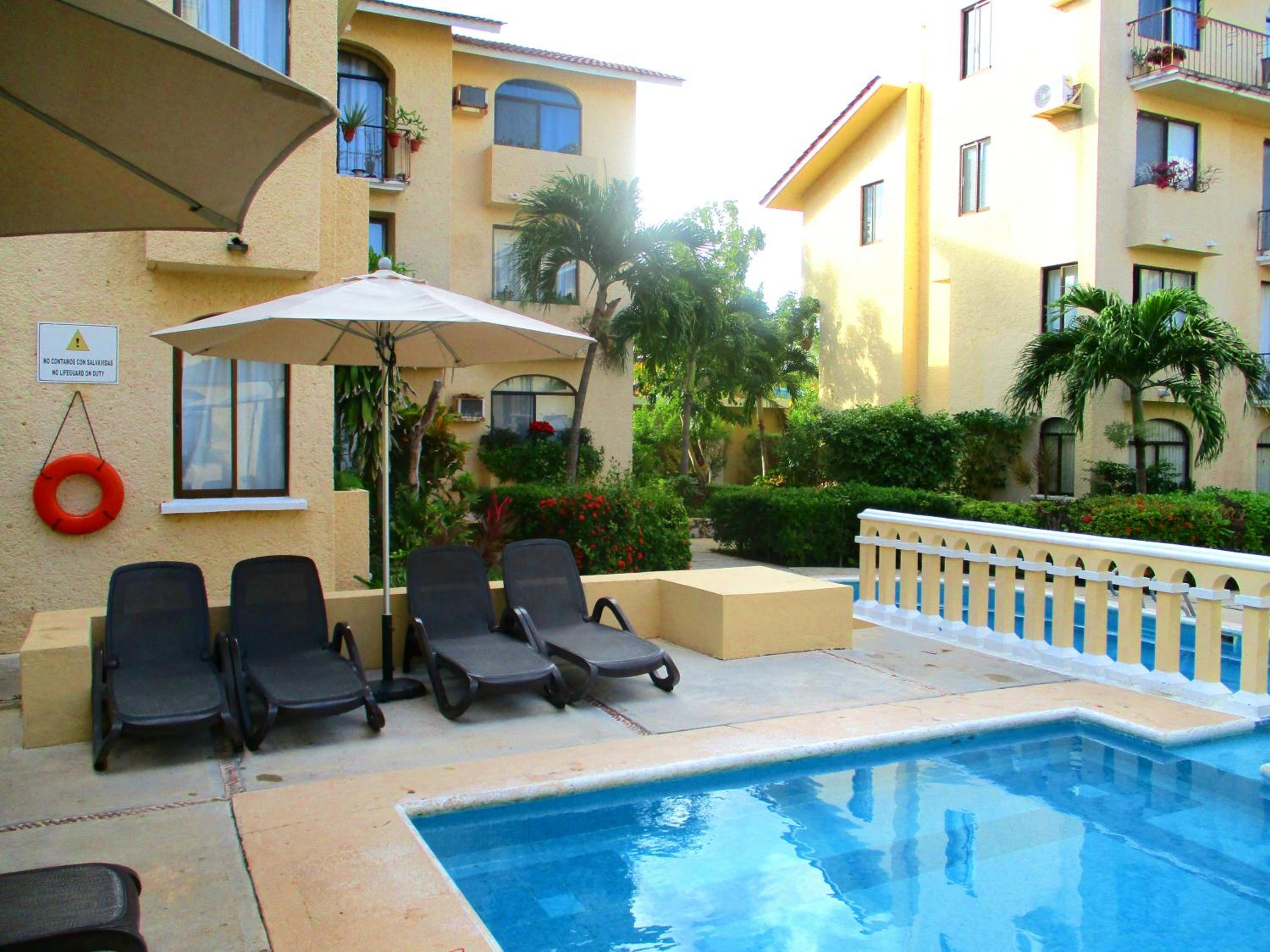 Tropical apartment