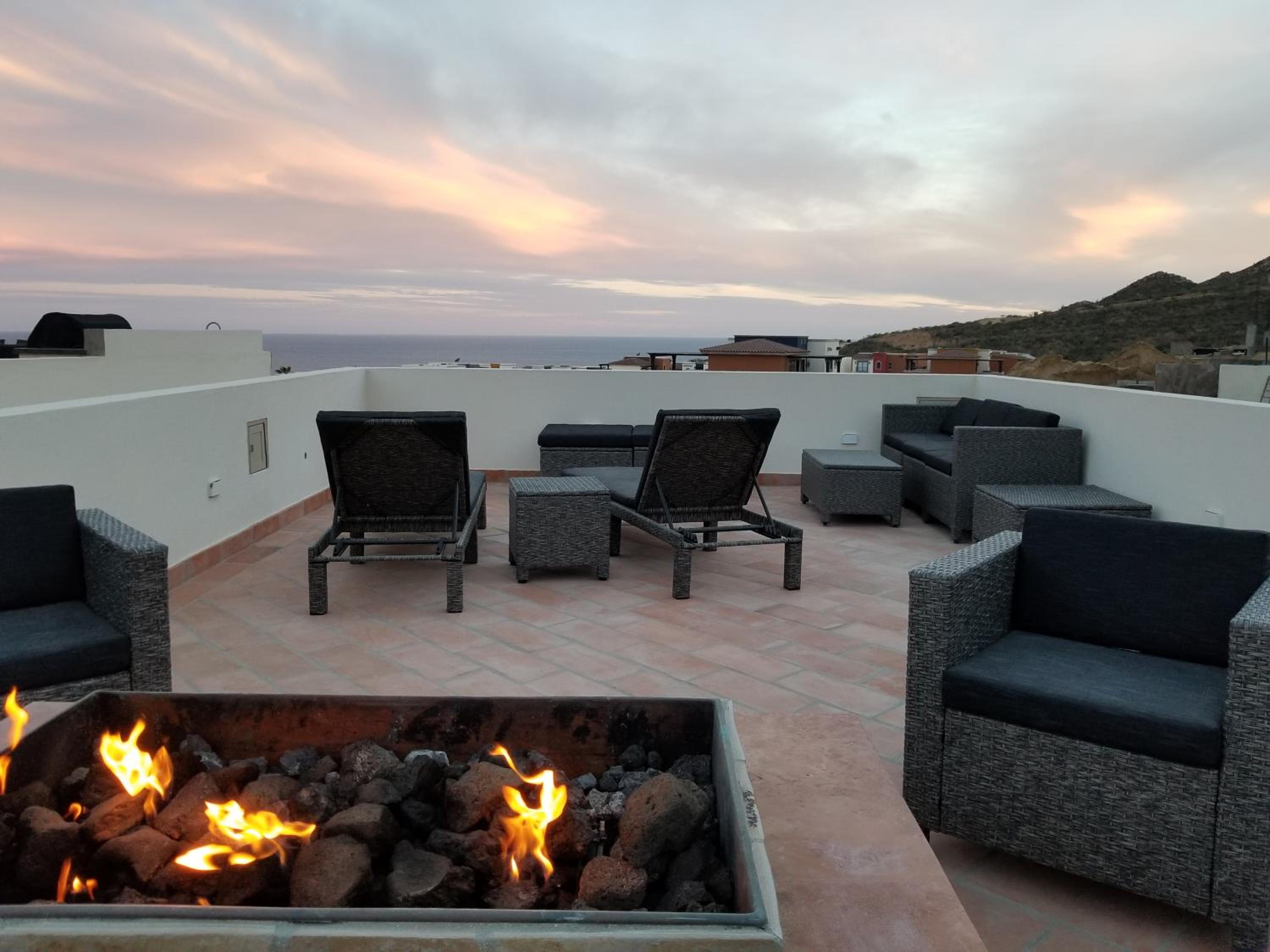 Quivira Los Cabos Condos and Homes -Vacation Rentals