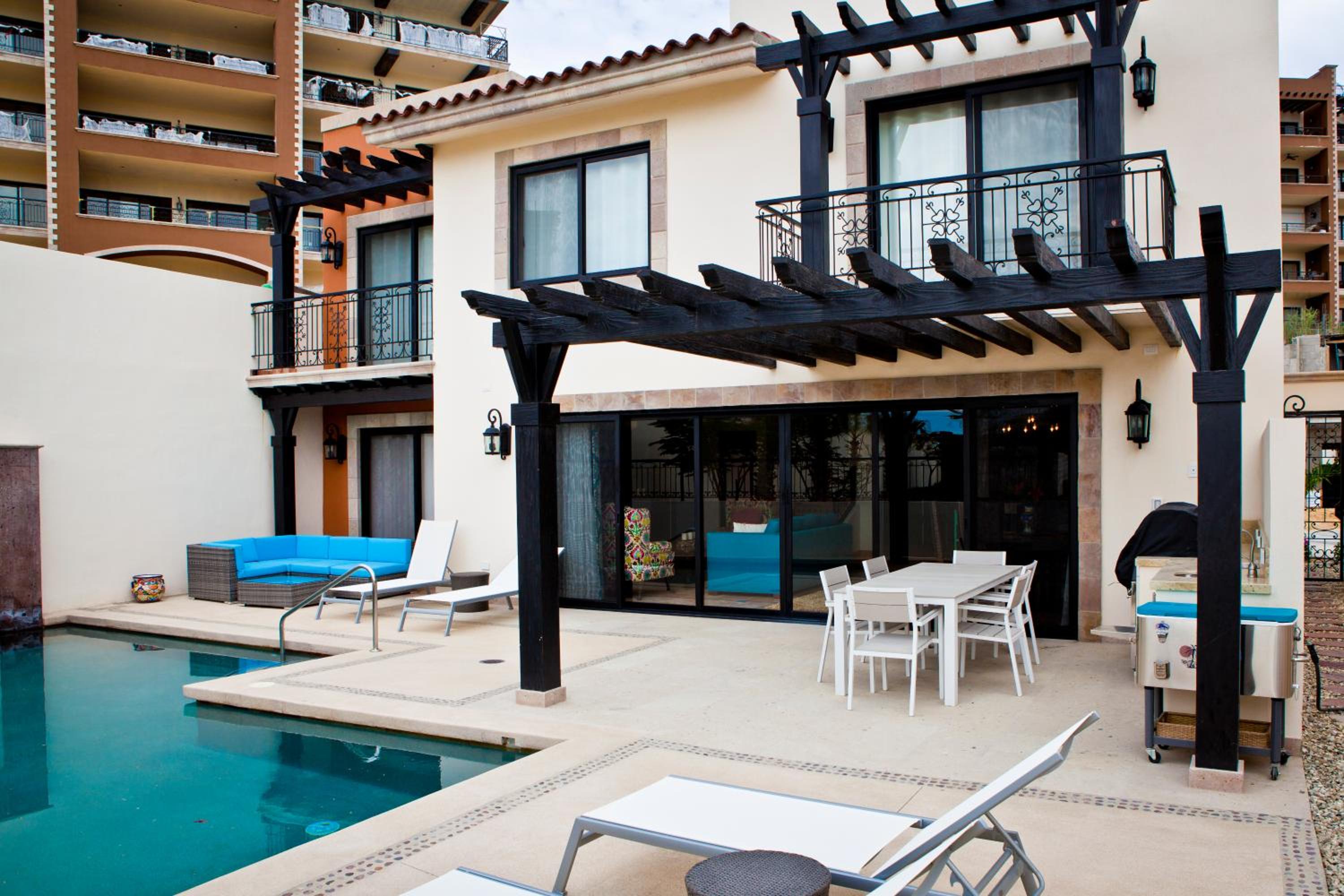 Quivira Los Cabos Condos and Homes -Vacation Rentals