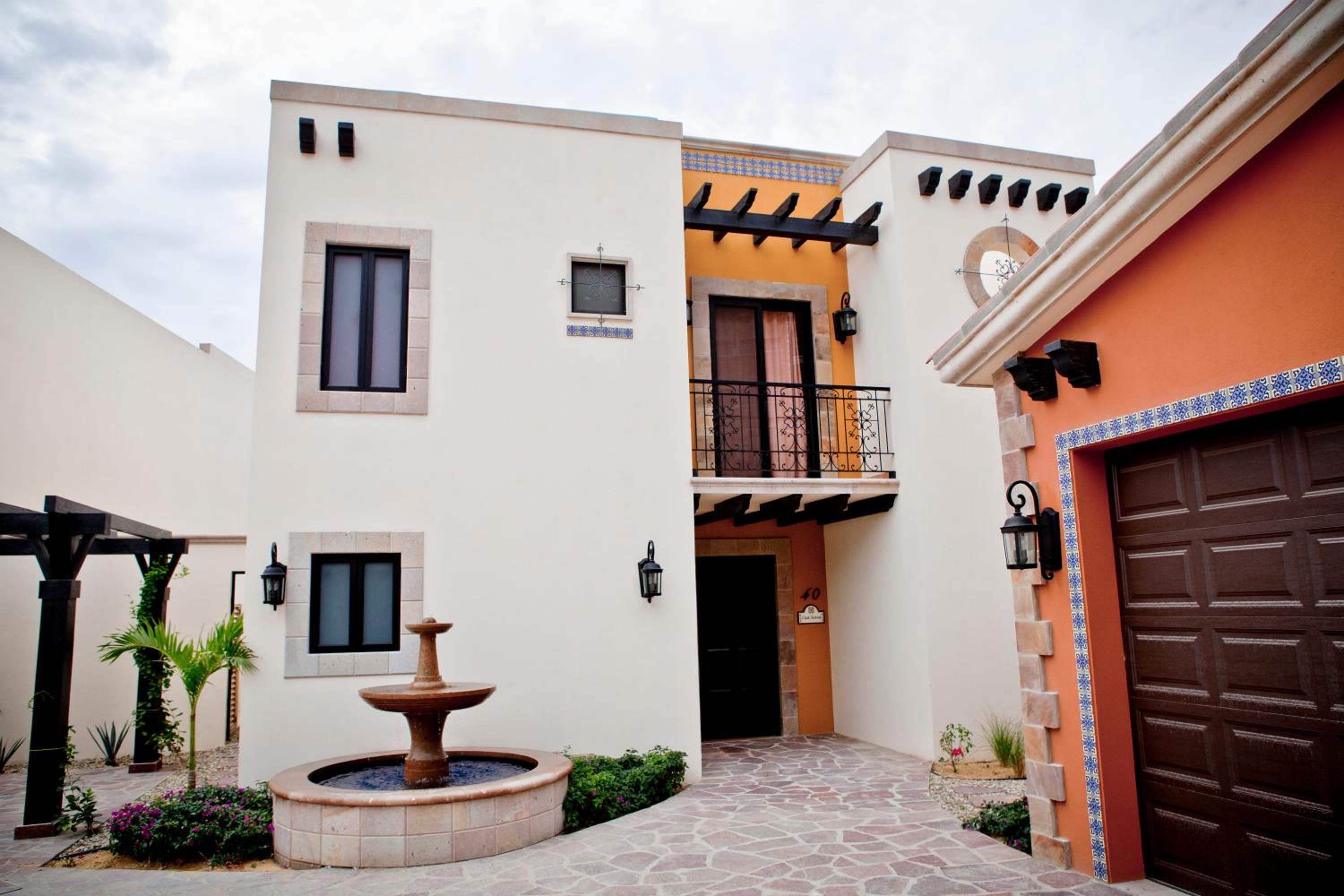 Quivira Los Cabos Condos and Homes -Vacation Rentals