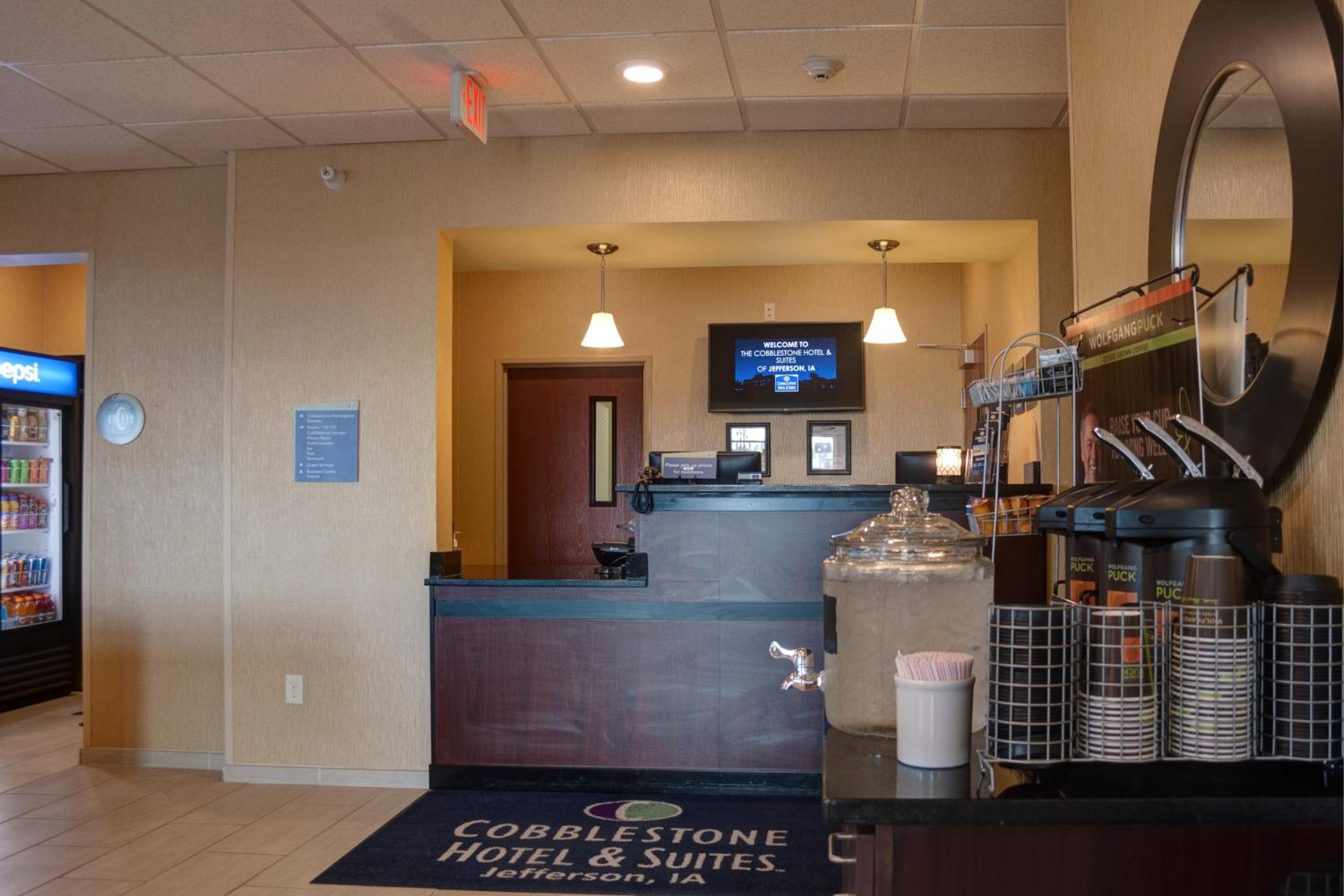 Cobblestone Hotel and Suites - Jefferson - Property Image 23
