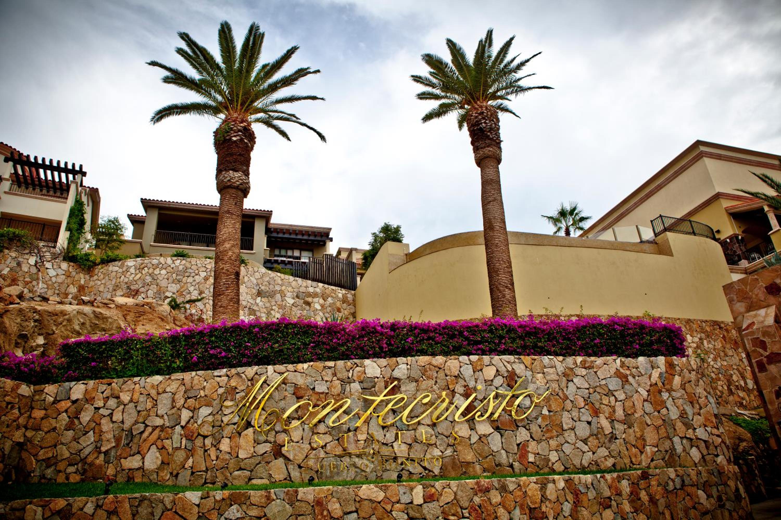 Quivira Los Cabos Condos and Homes -Vacation Rentals