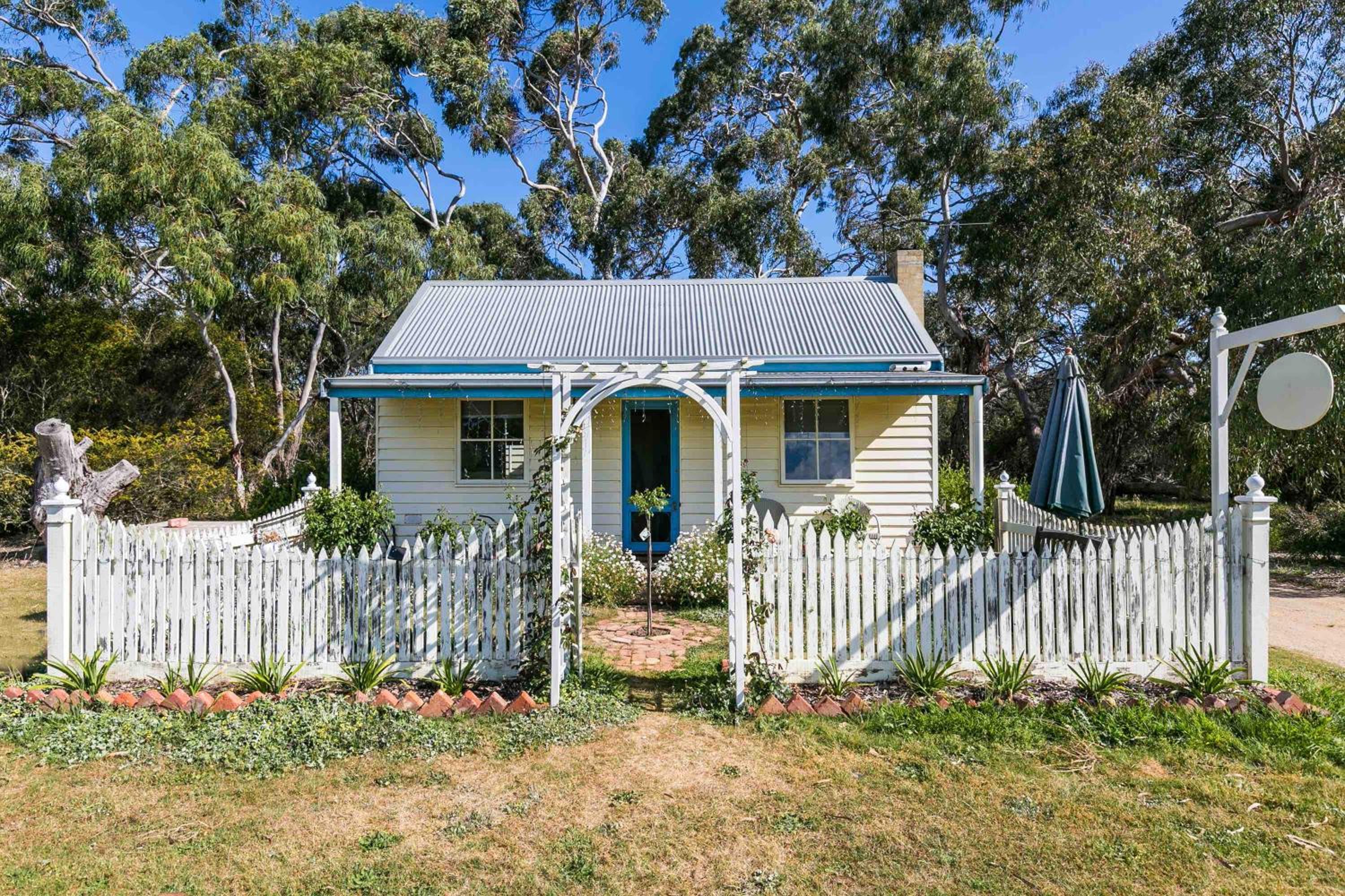 Freshwater Creek Cottages & Farm Stay