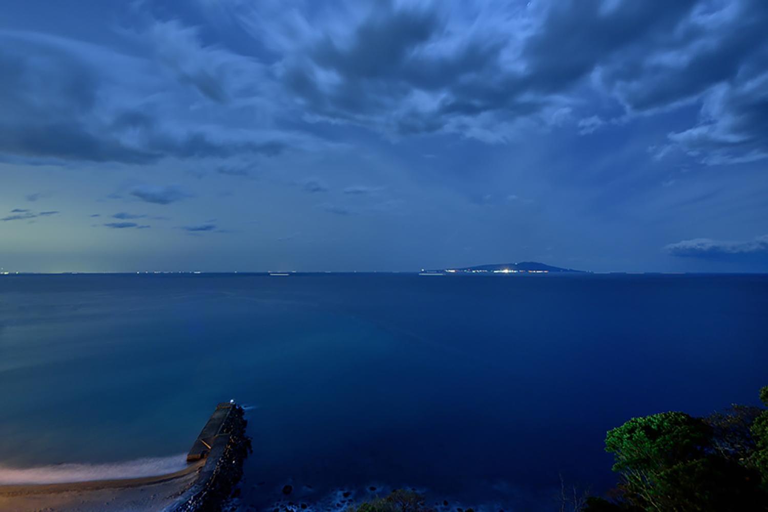 IZU RETREAT by Onko Chishin