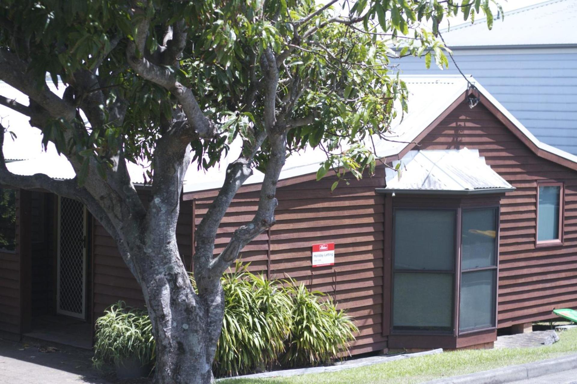 Almare 7 Gowing Street