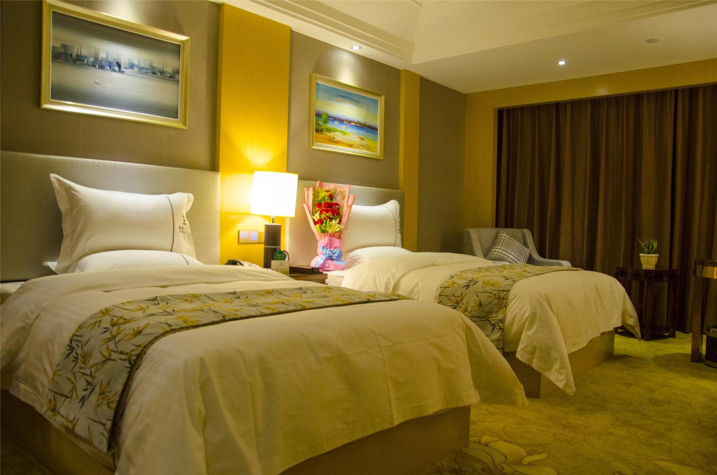 GreenTree Eastern Yancheng Binhai Oubaoliya City Square Hotel