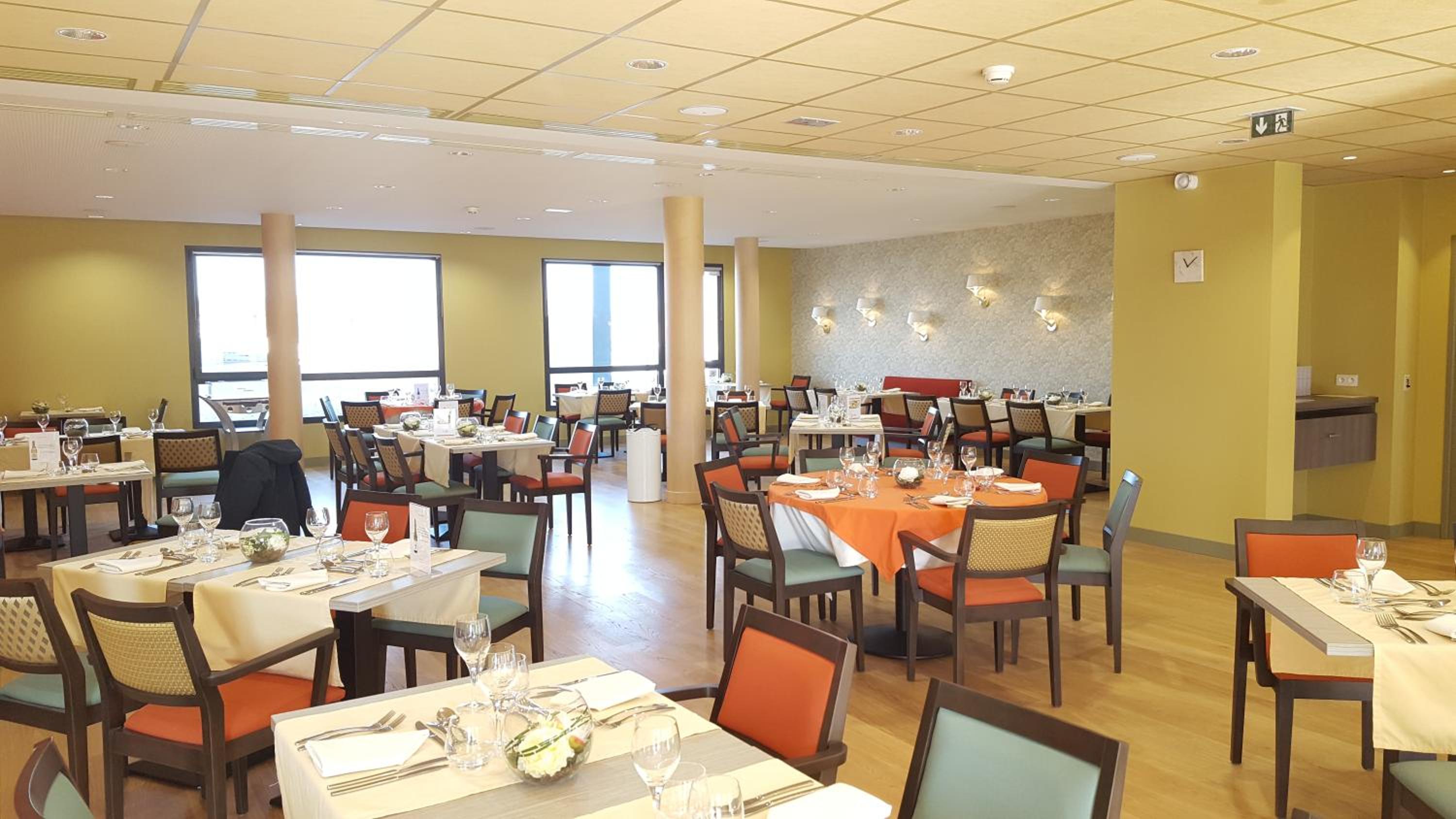 restaurant