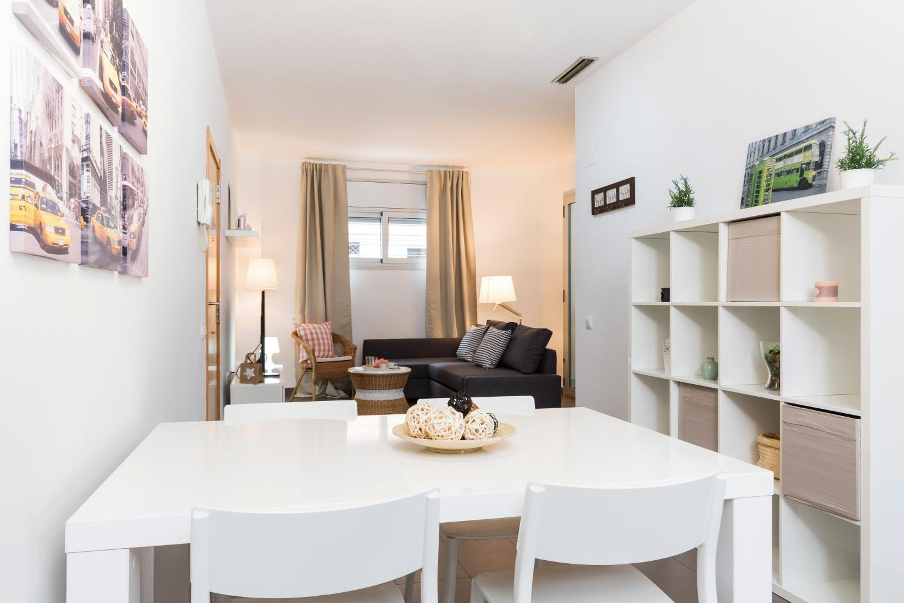 Apartamentos Cornellalux