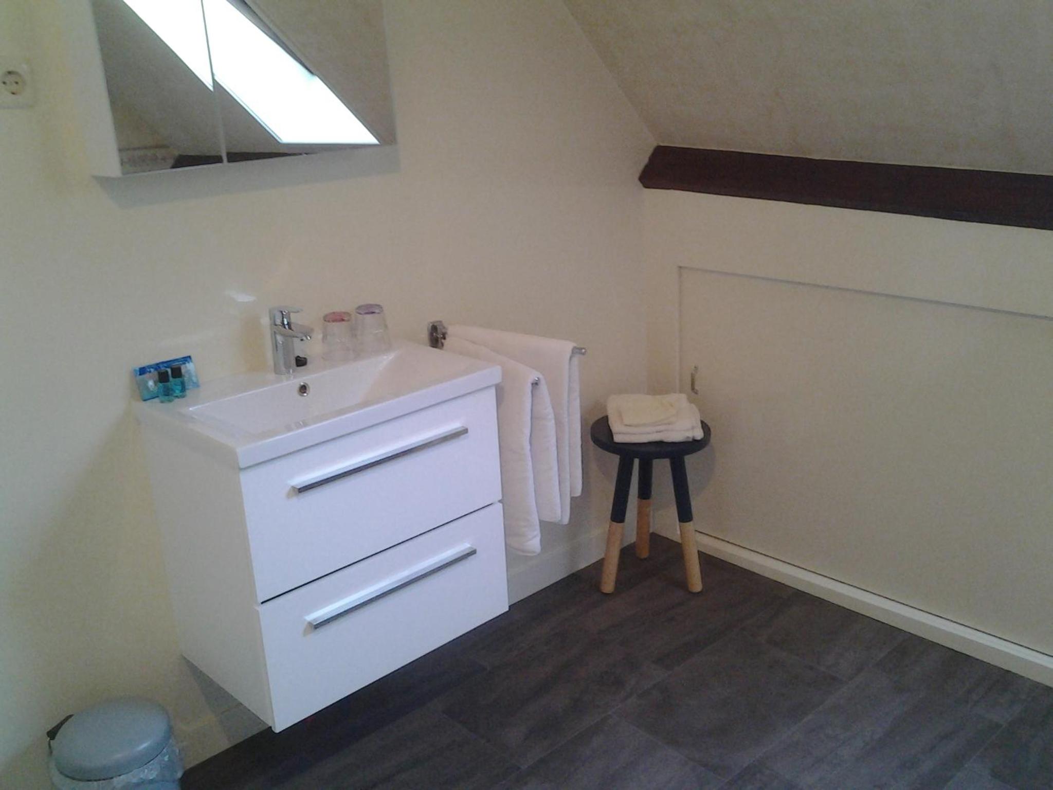 Photo 74